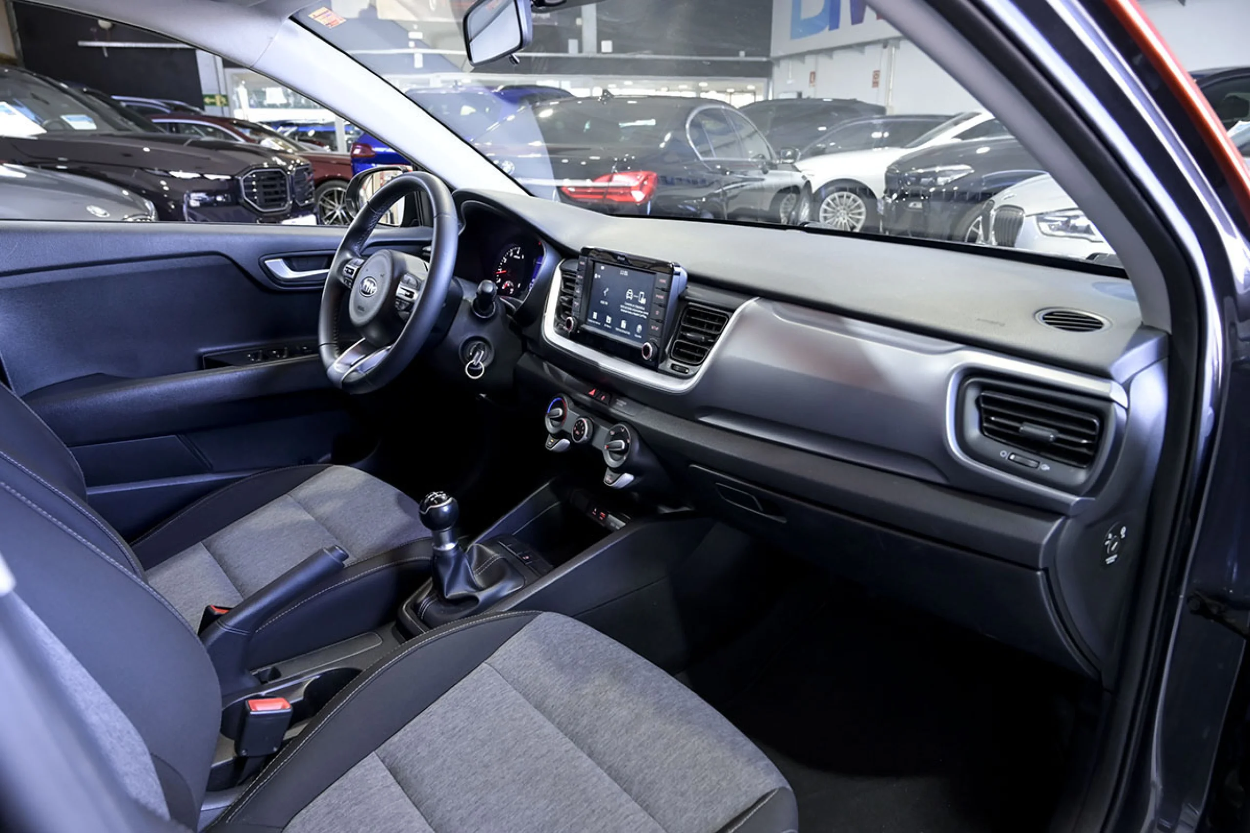 Kia Stonic 1.2 CVVT 62kW 84CV Drive EcoDynamics - Foto 31