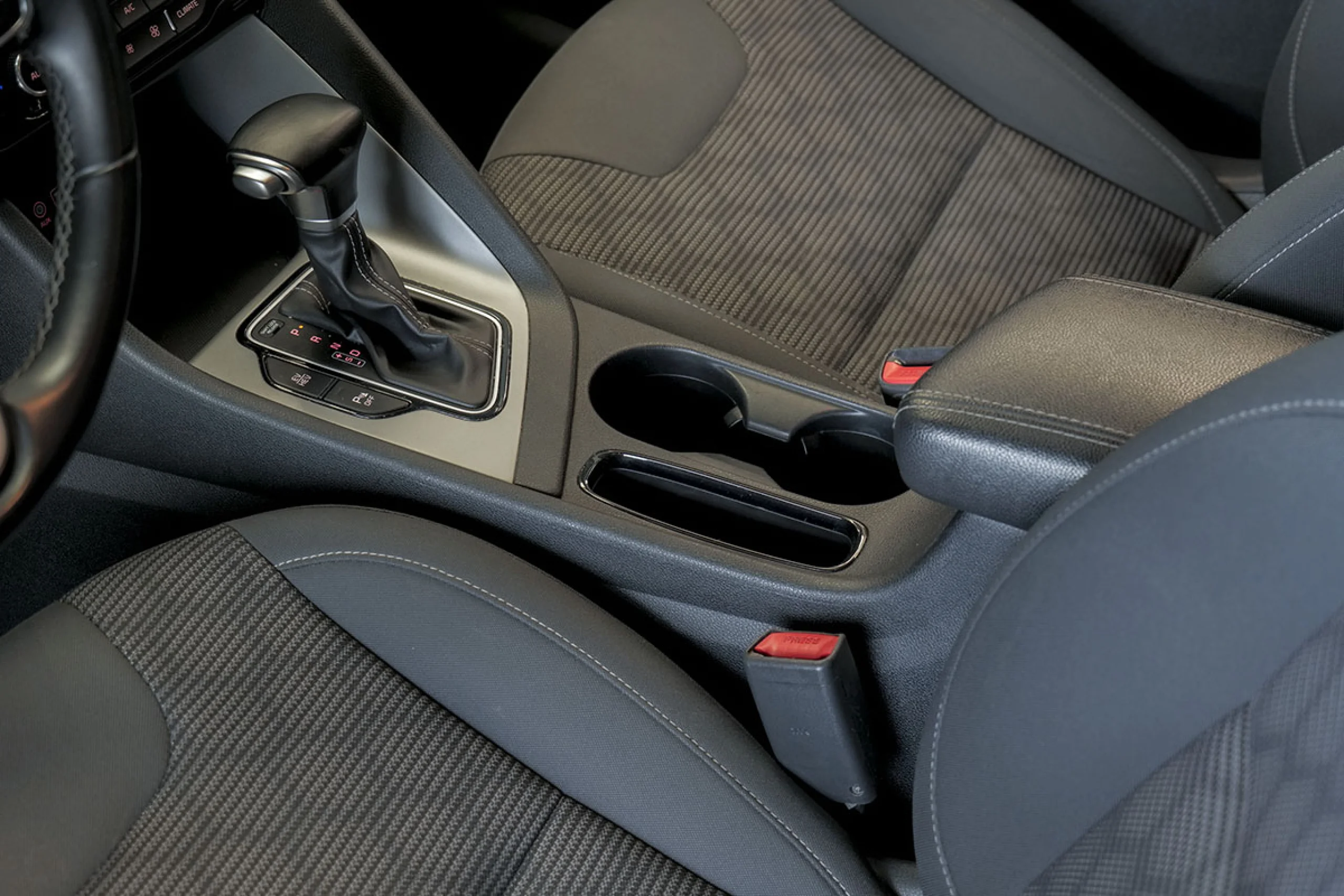 Kia Niro 1.6 GDi PHEV 104kW 141CV Drive - Foto 25