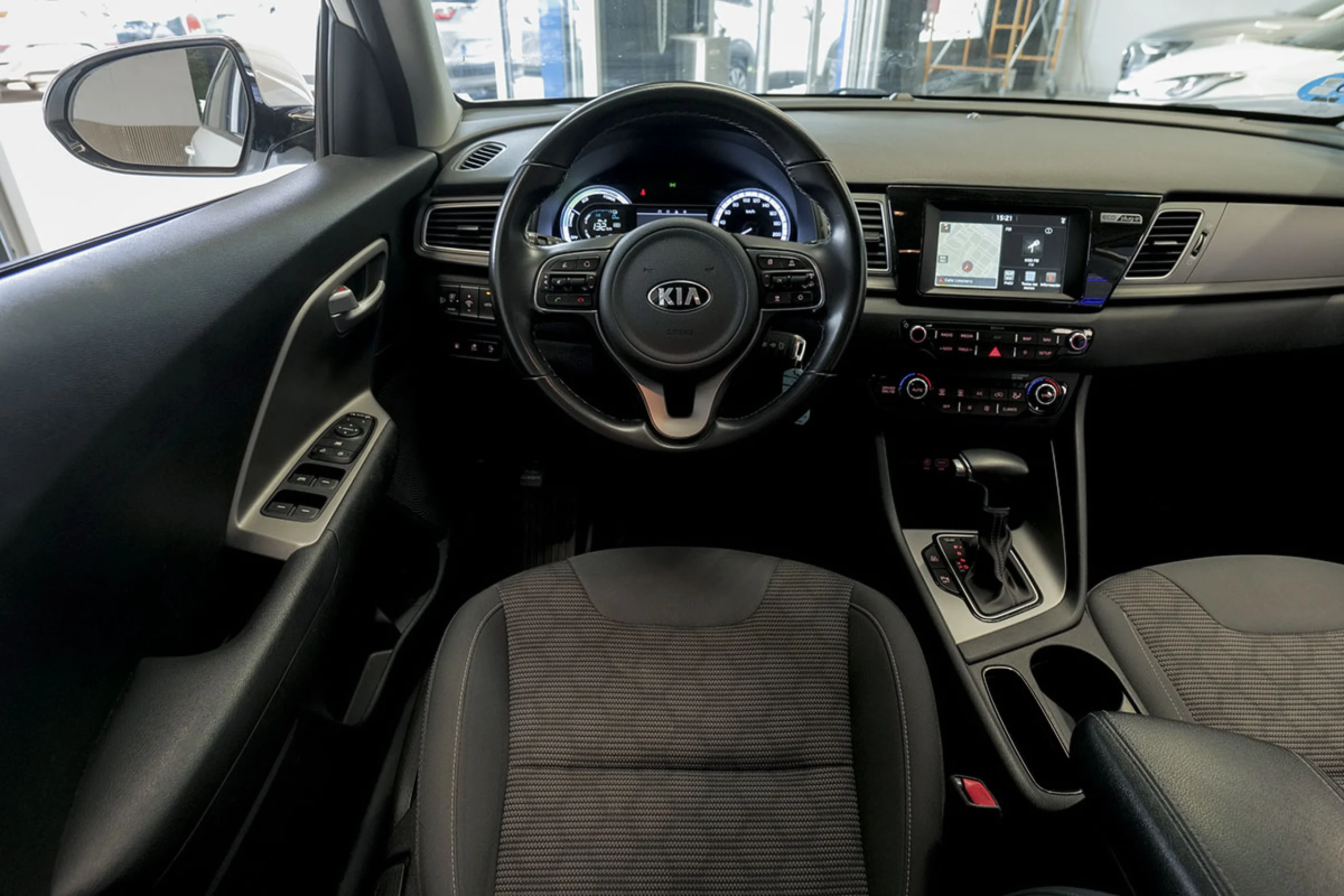 Kia Niro 1.6 GDi PHEV 104kW 141CV Drive - Foto 29