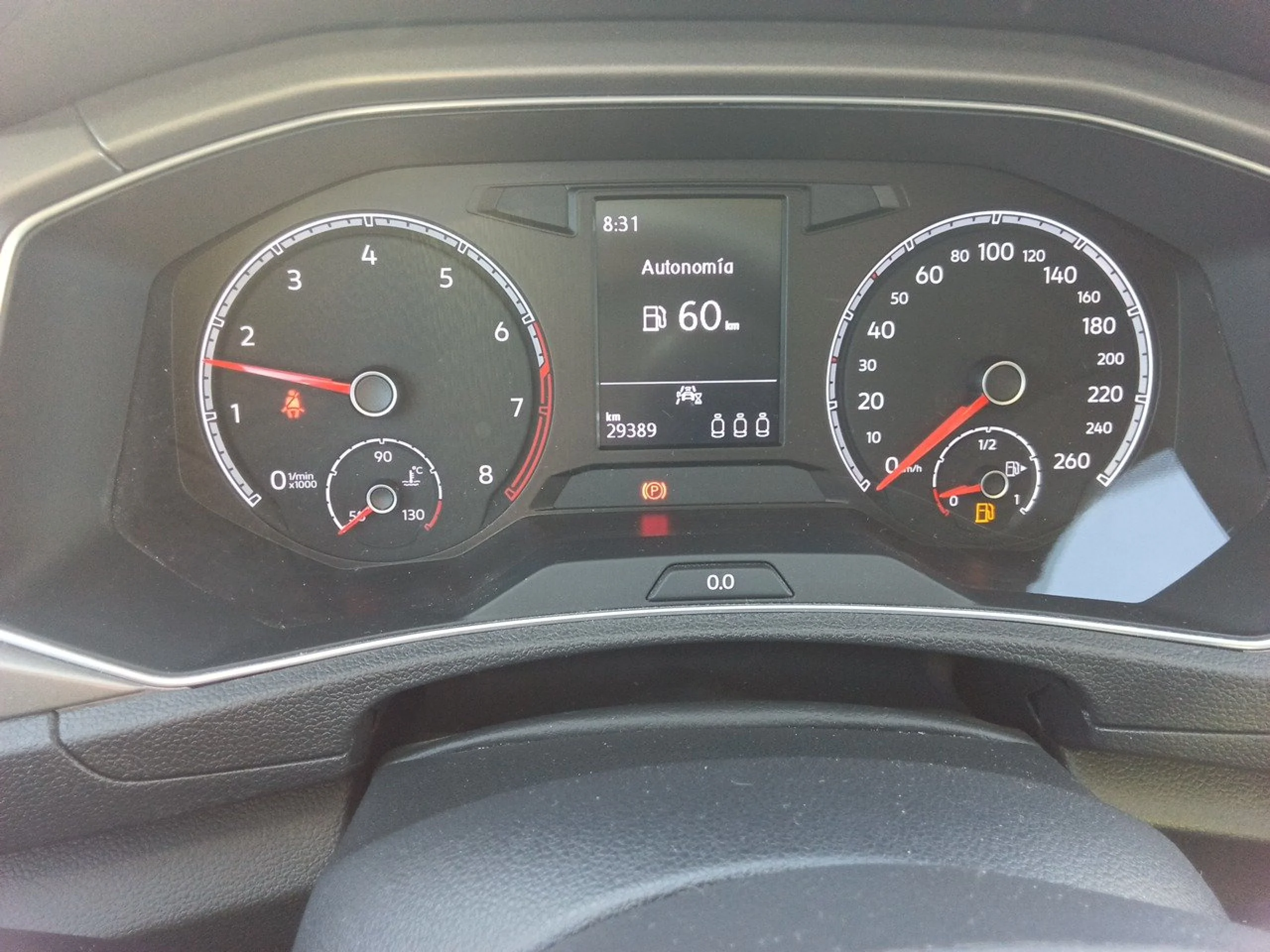Volkswagen T-Roc (O) Advance R-Line 1.0 TSI 81kW (110CV) - Foto 8