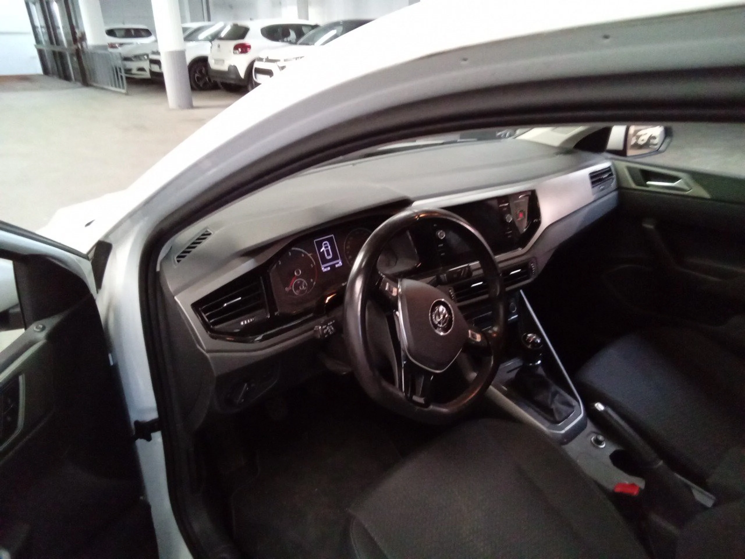 Volkswagen Polo Advance 1.6 TDI 70kW (95CV) - Foto 7