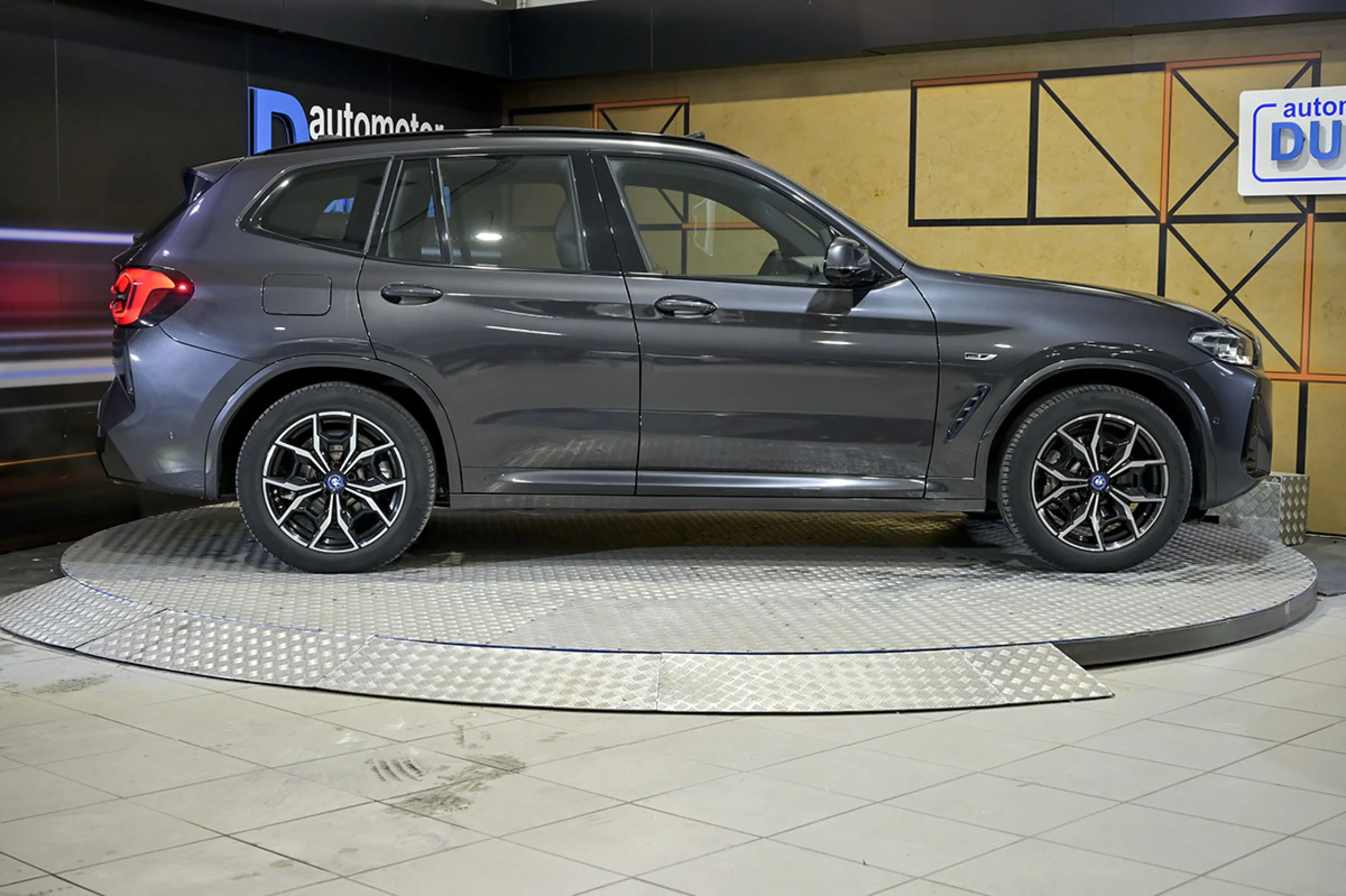 BMW X3 xDrive30e - Foto 21