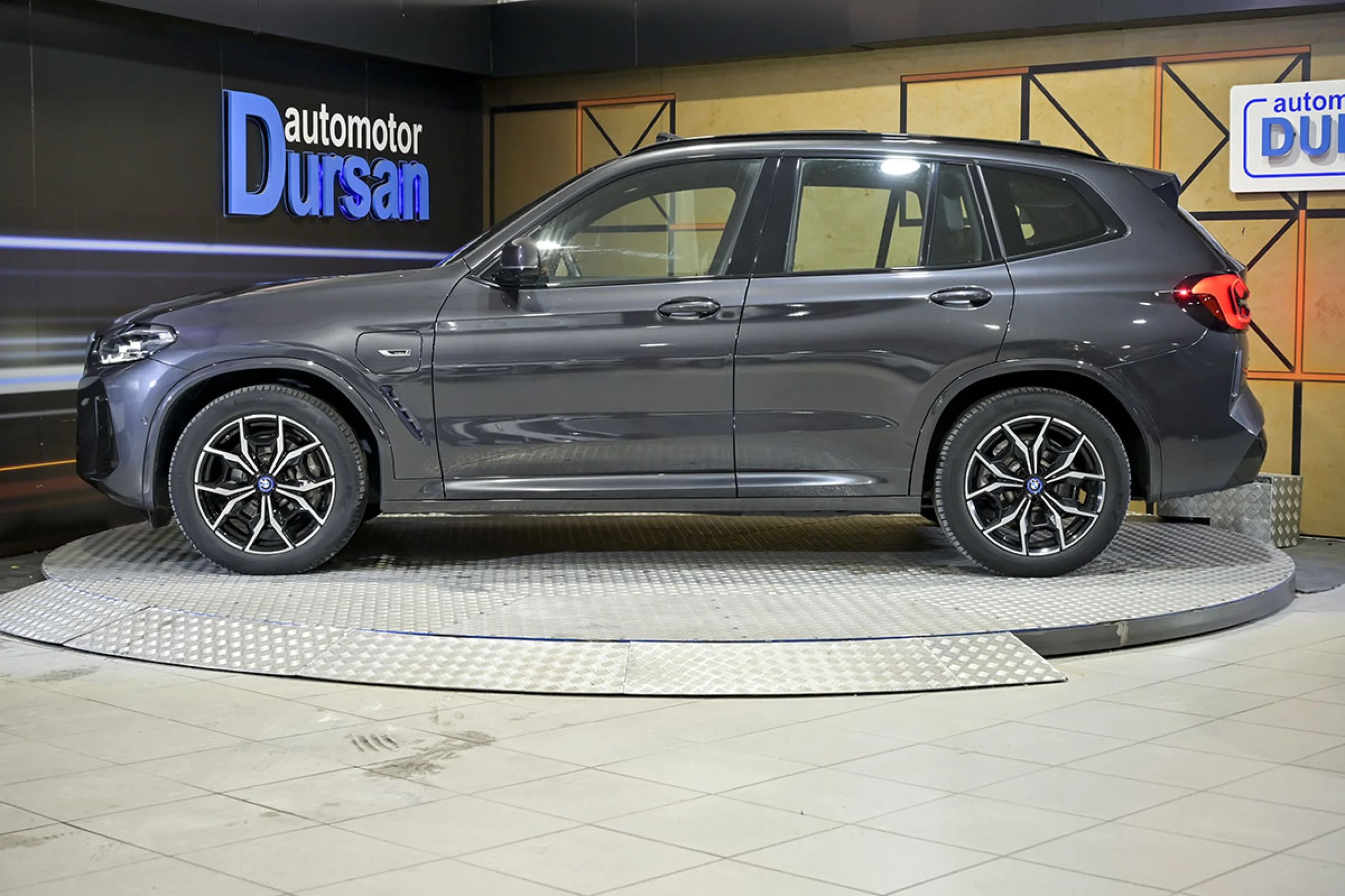 BMW X3 xDrive30e - Foto 20