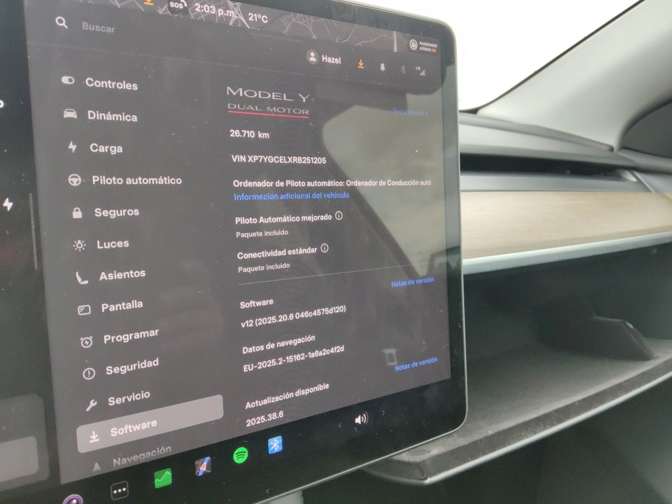 TESLA Model Y Performance 4WD - Foto 8