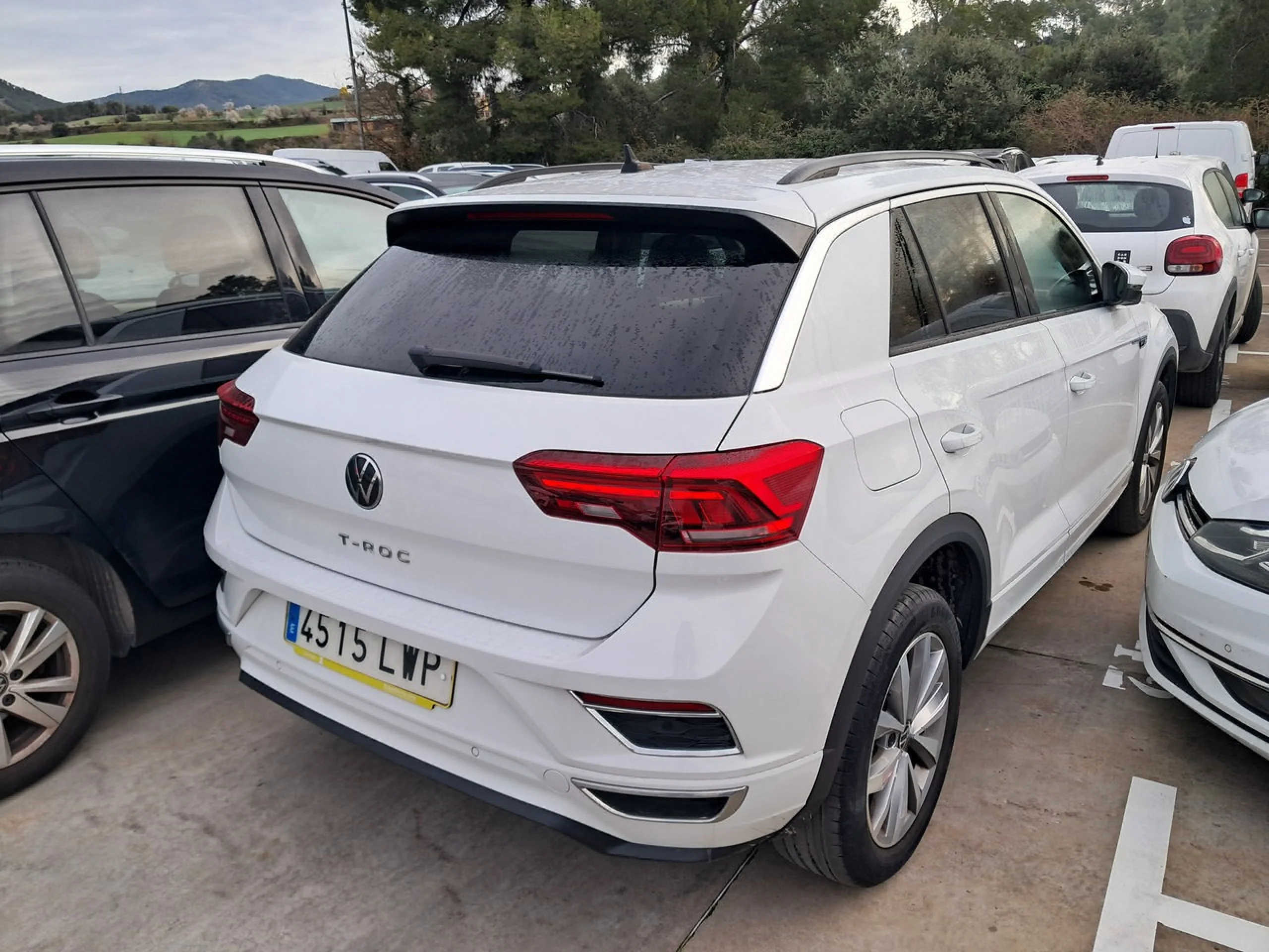 Volkswagen T-Roc (O) Advance R-Line 1.0 TSI 81kW (110CV) - Foto 4