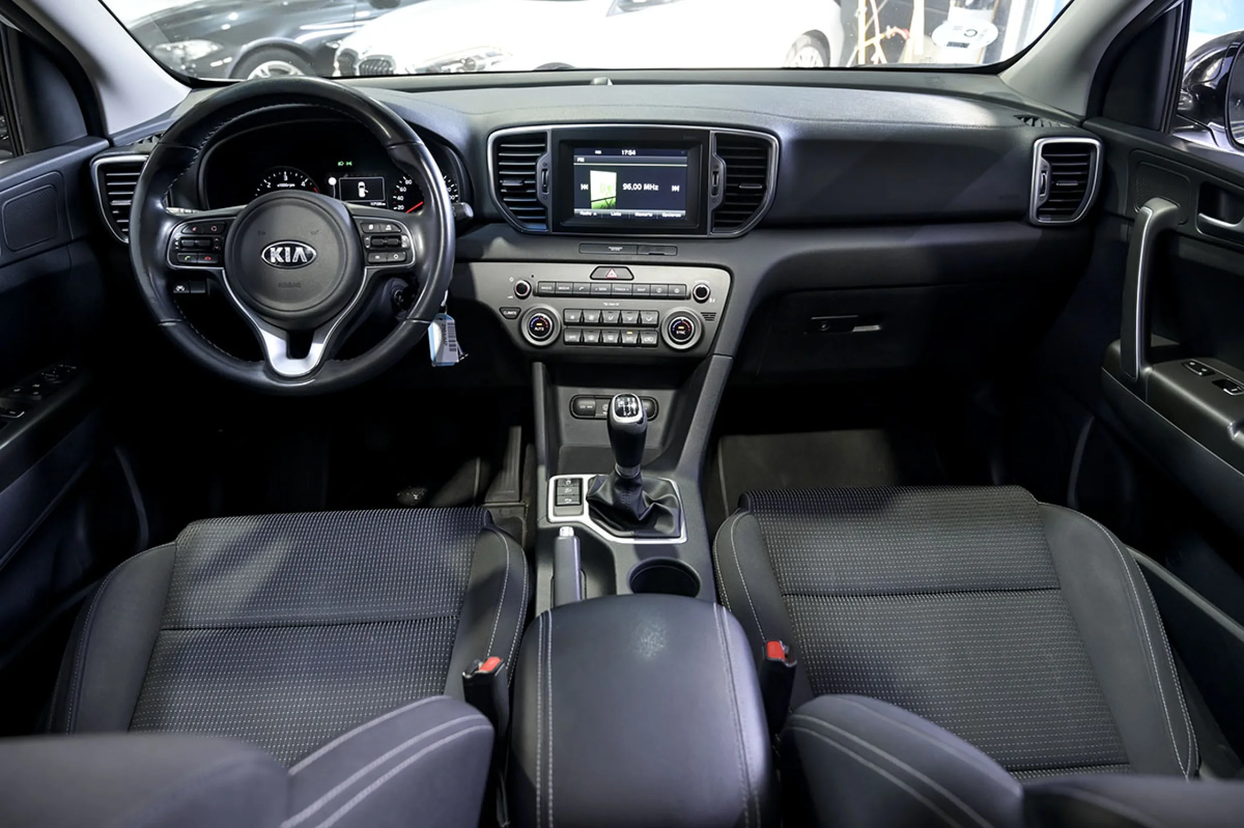 Kia Sportage 1.7 CRDI VGT 115CV Drive 4x2 - Foto 8