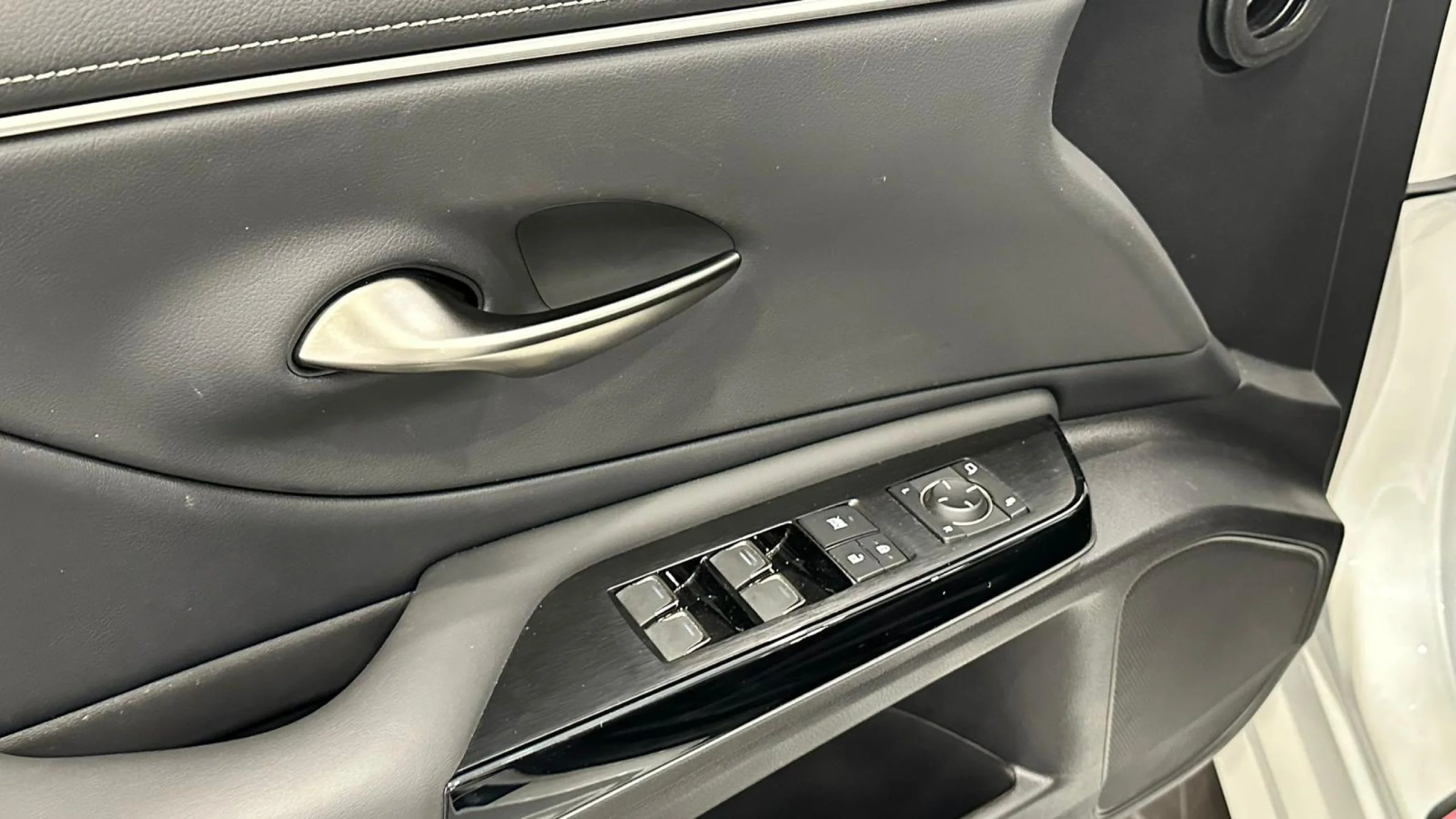 Lexus ES 300h PREMIUM - Foto 14