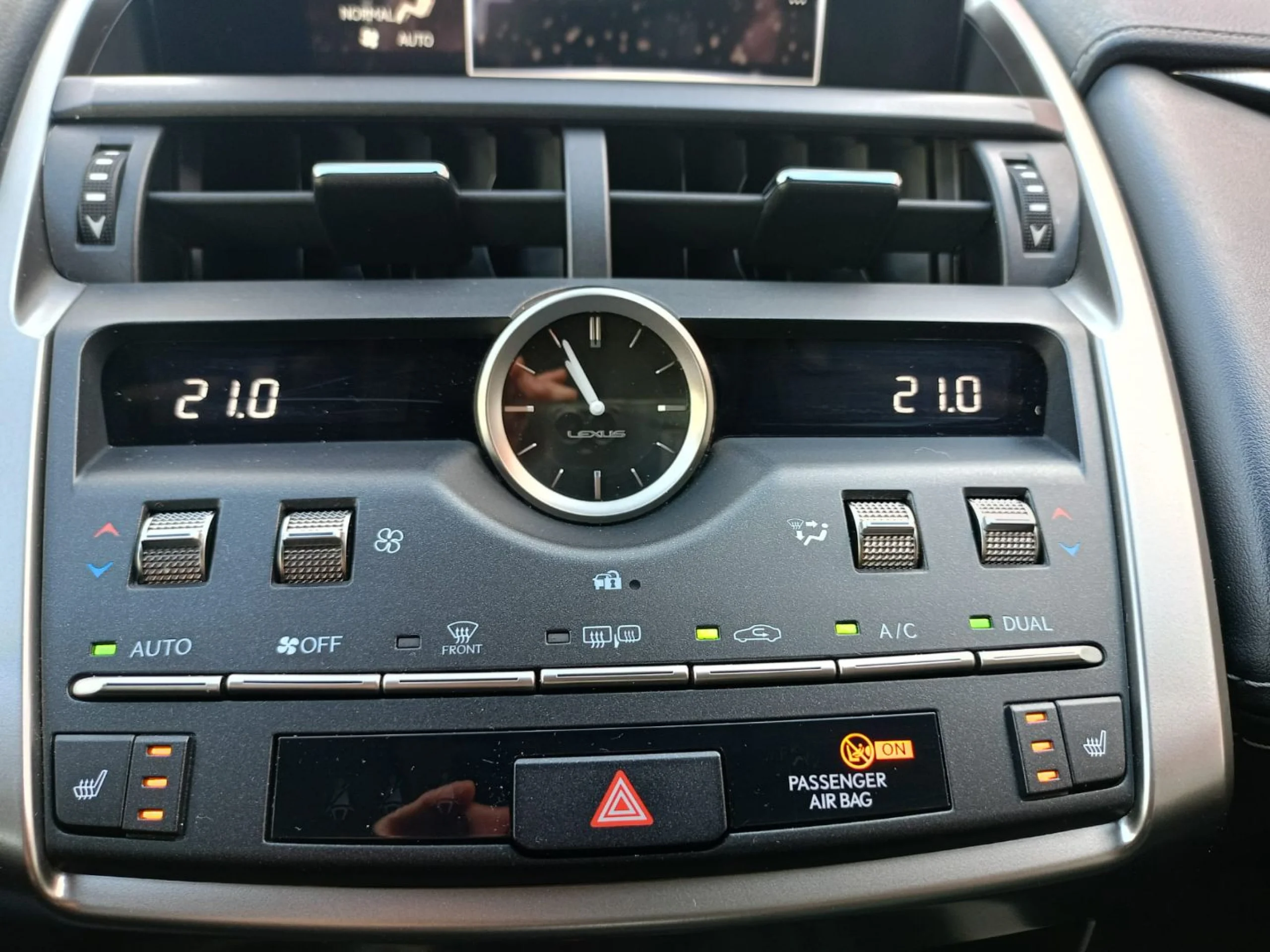 Lexus NX 300h NX 2.5 300h Premium 2WD - Foto 37