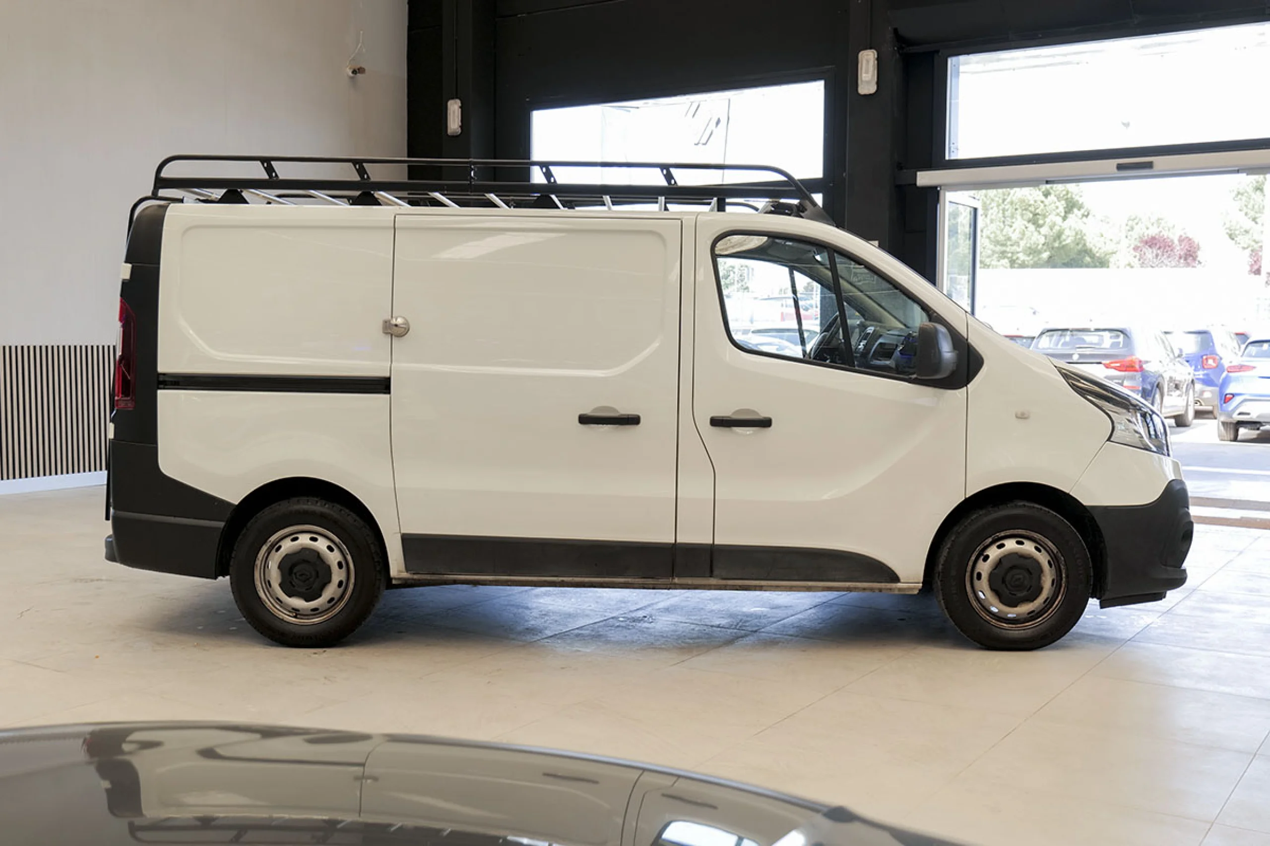 Renault Trafic Furgon 29 L2H1 Energy BluedCi 88 kW - Foto 15