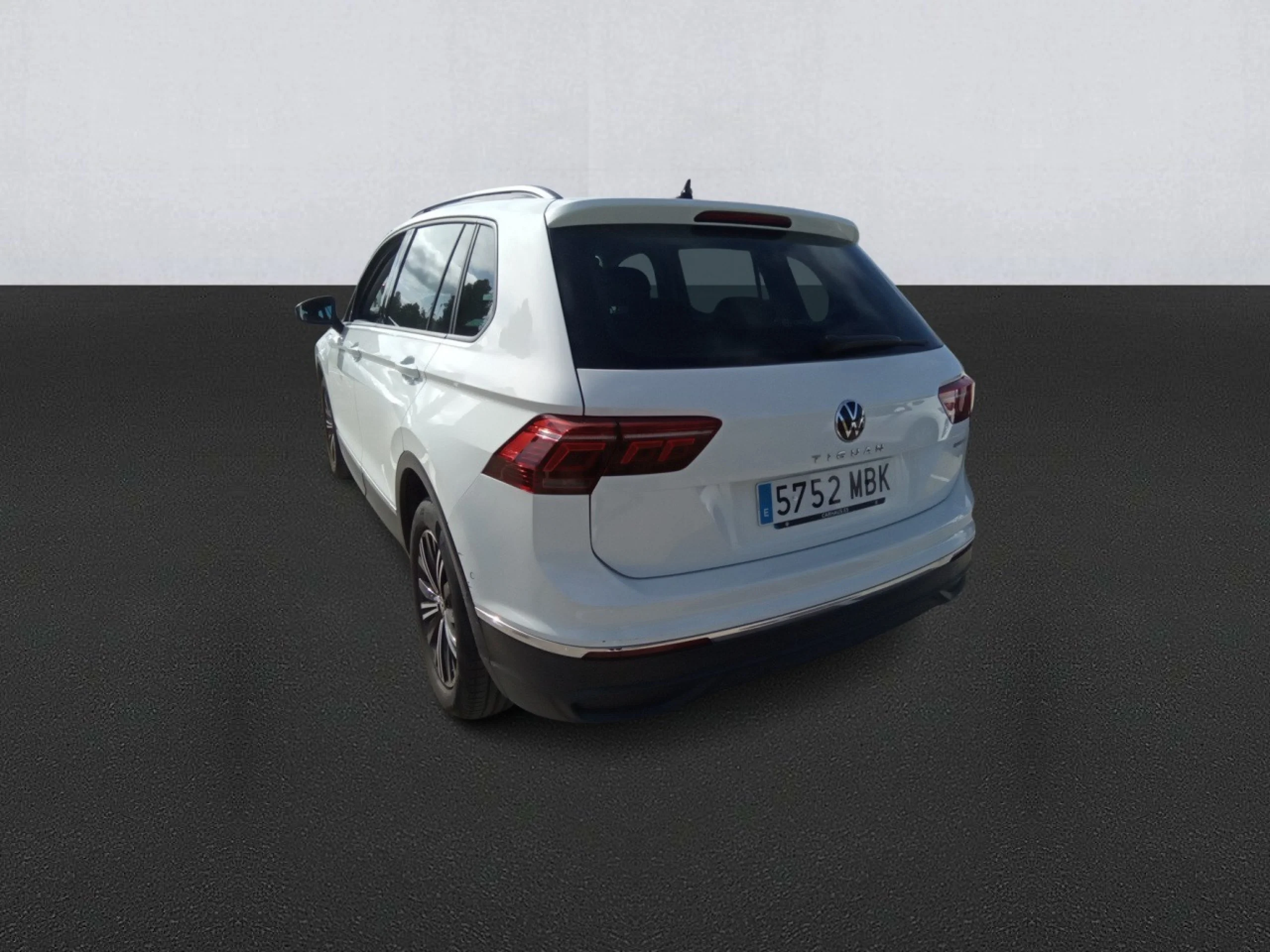 Volkswagen Tiguan Life 1.4 TSI eHybrid 180kW (245CV) DSG - Foto 6