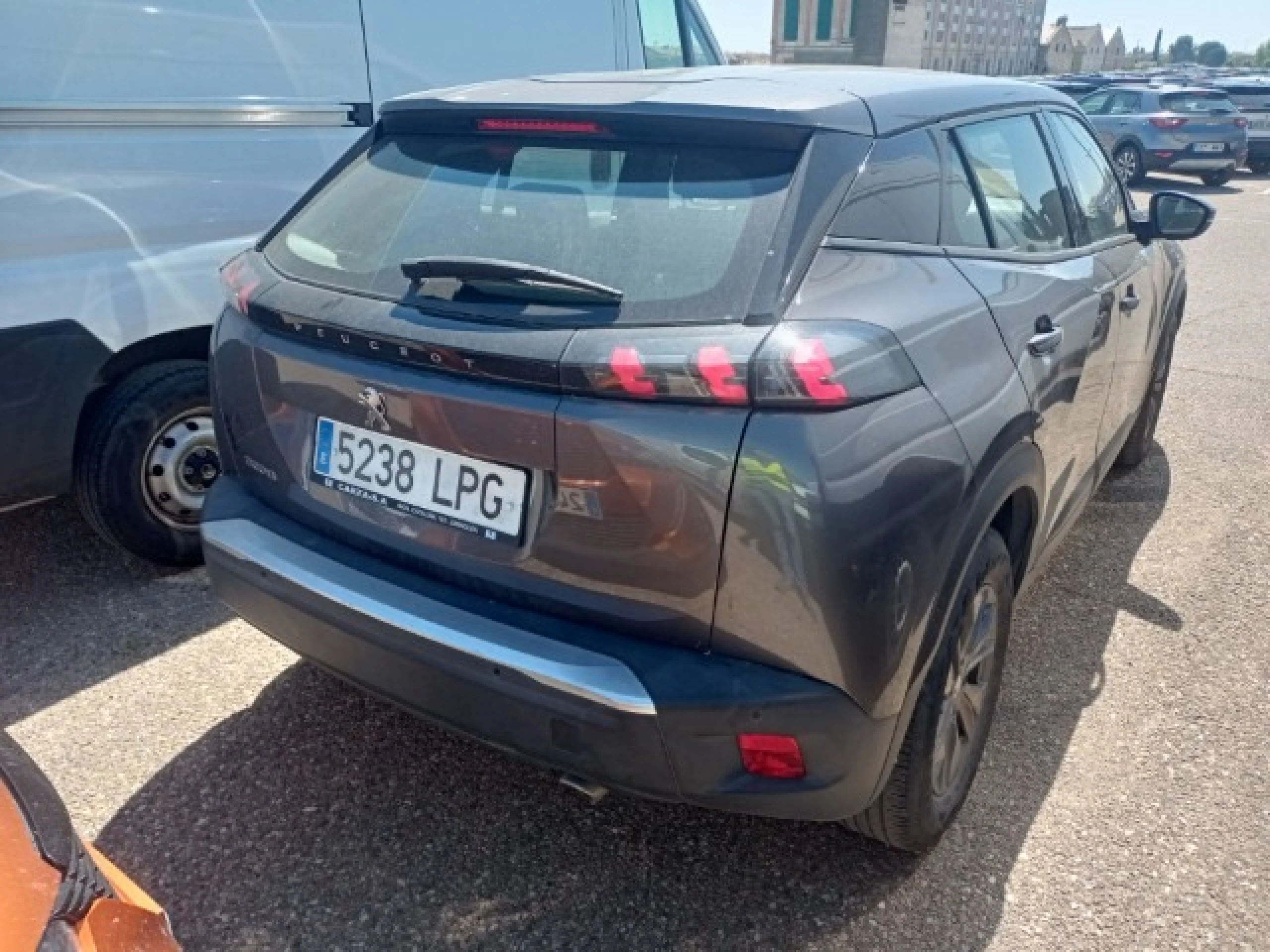 Peugeot 2008 Active Pack BlueHDI 81kW (110CV) - Foto 4