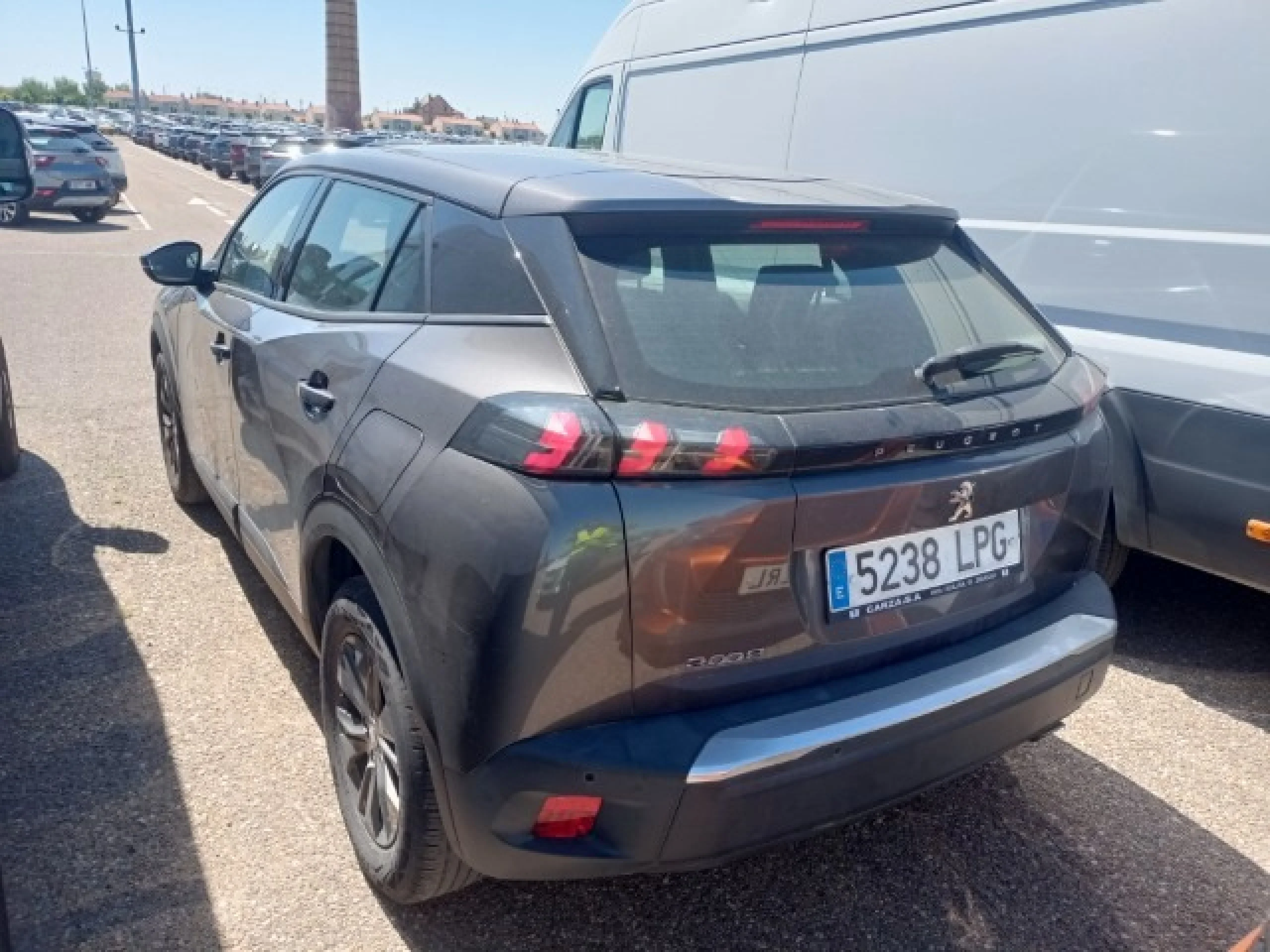 Peugeot 2008 Active Pack BlueHDI 81kW (110CV) - Foto 6