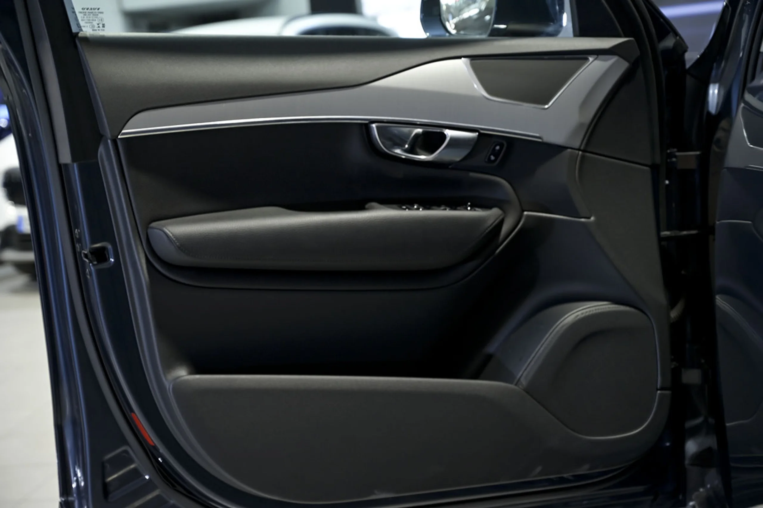 Volvo XC 90 XC90 2.0 B5 D AWD Momentum Pro Auto - Foto 33