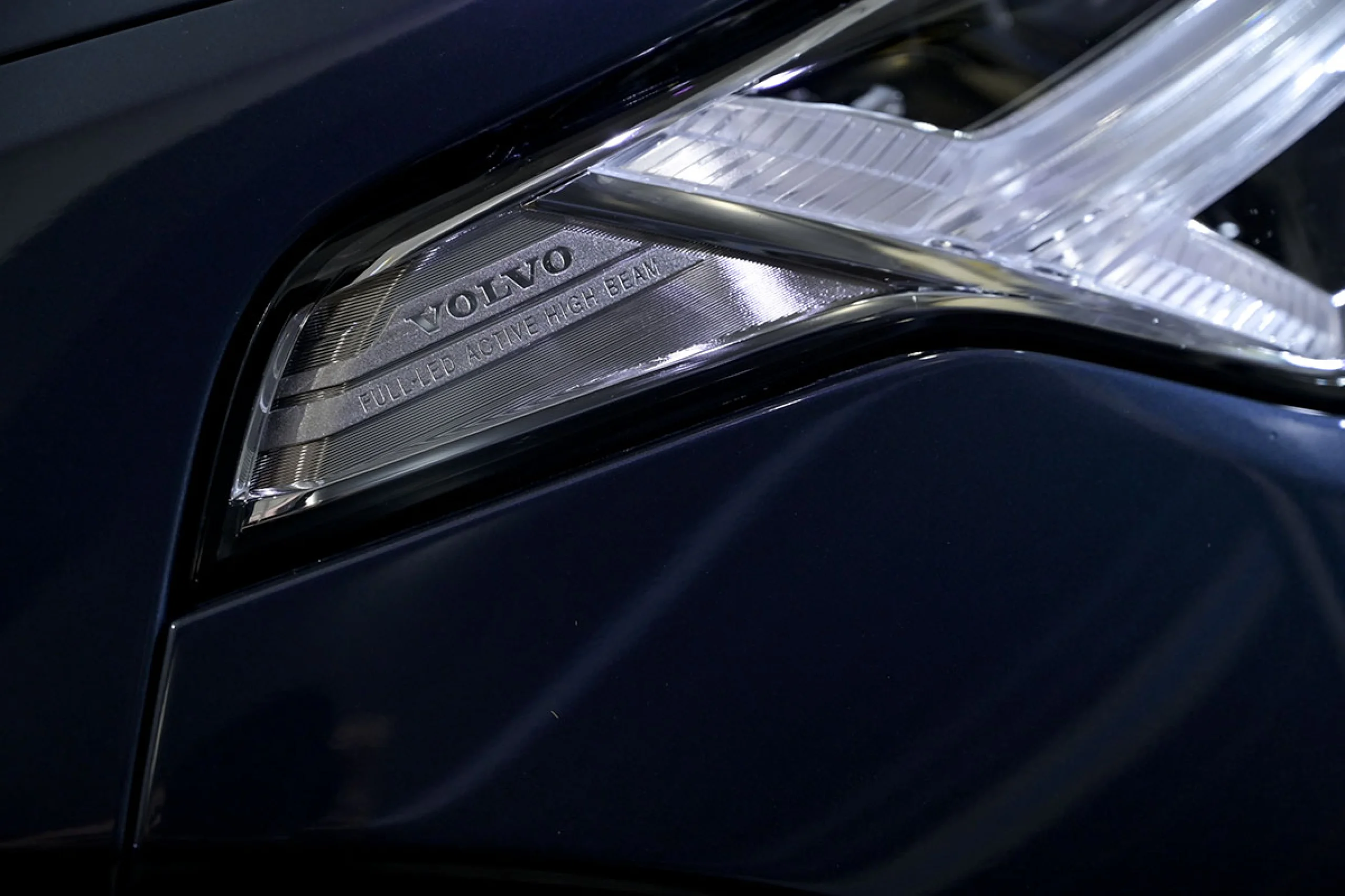 Volvo XC 90 XC90 2.0 B5 D AWD Momentum Pro Auto - Foto 15