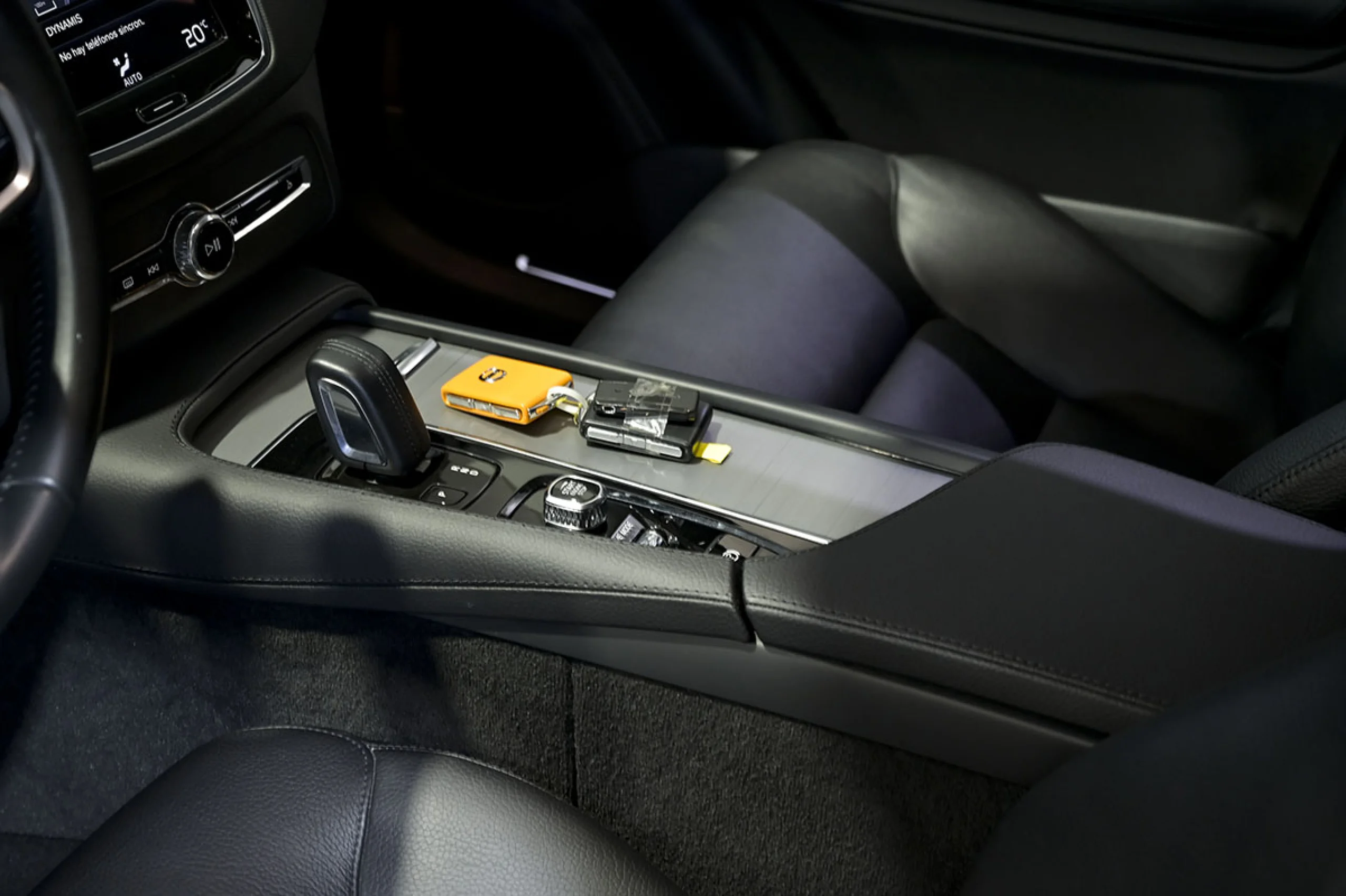 Volvo XC 90 XC90 2.0 B5 D AWD Momentum Pro Auto - Foto 45