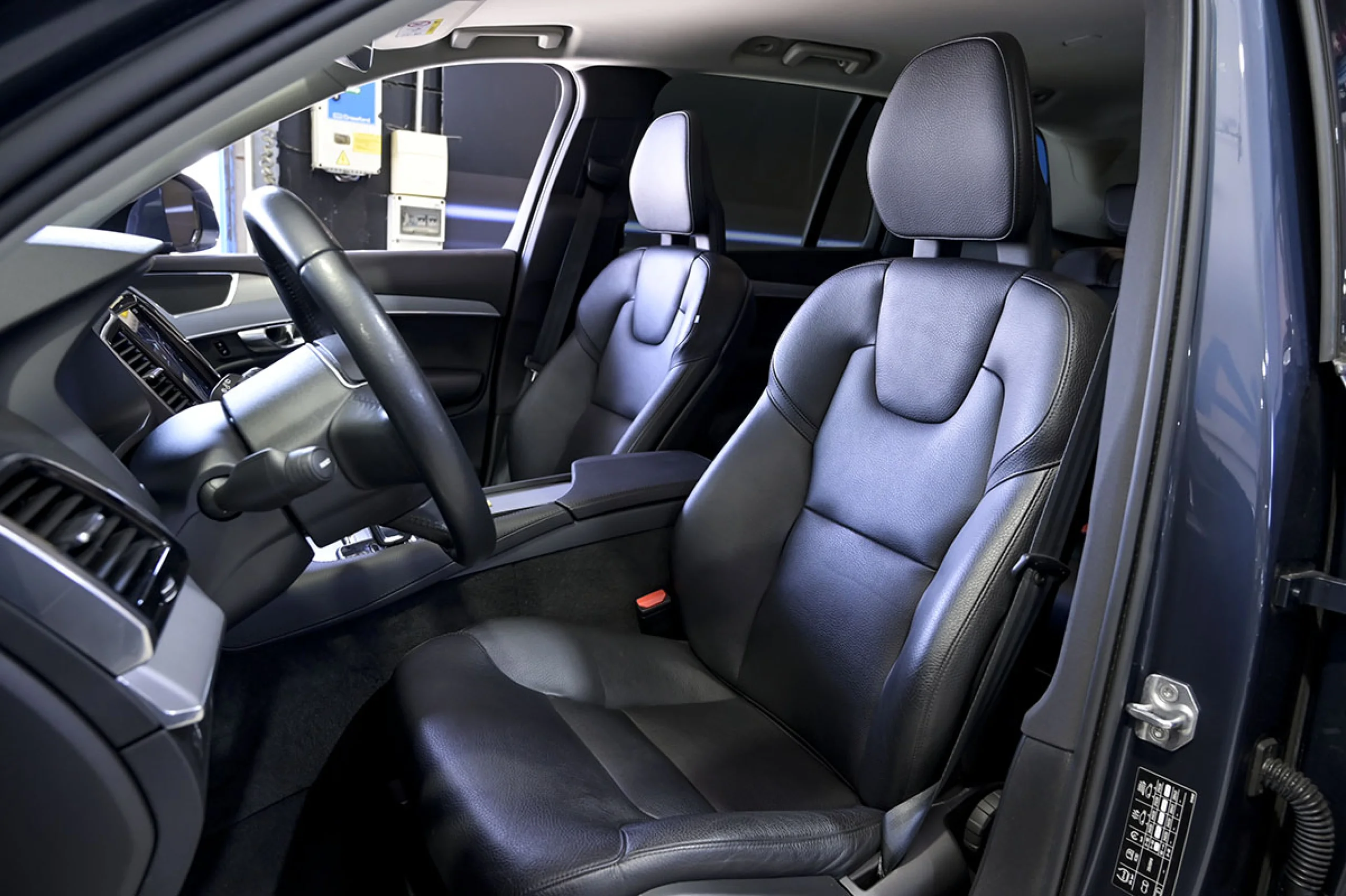 Volvo XC 90 XC90 2.0 B5 D AWD Momentum Pro Auto - Foto 24