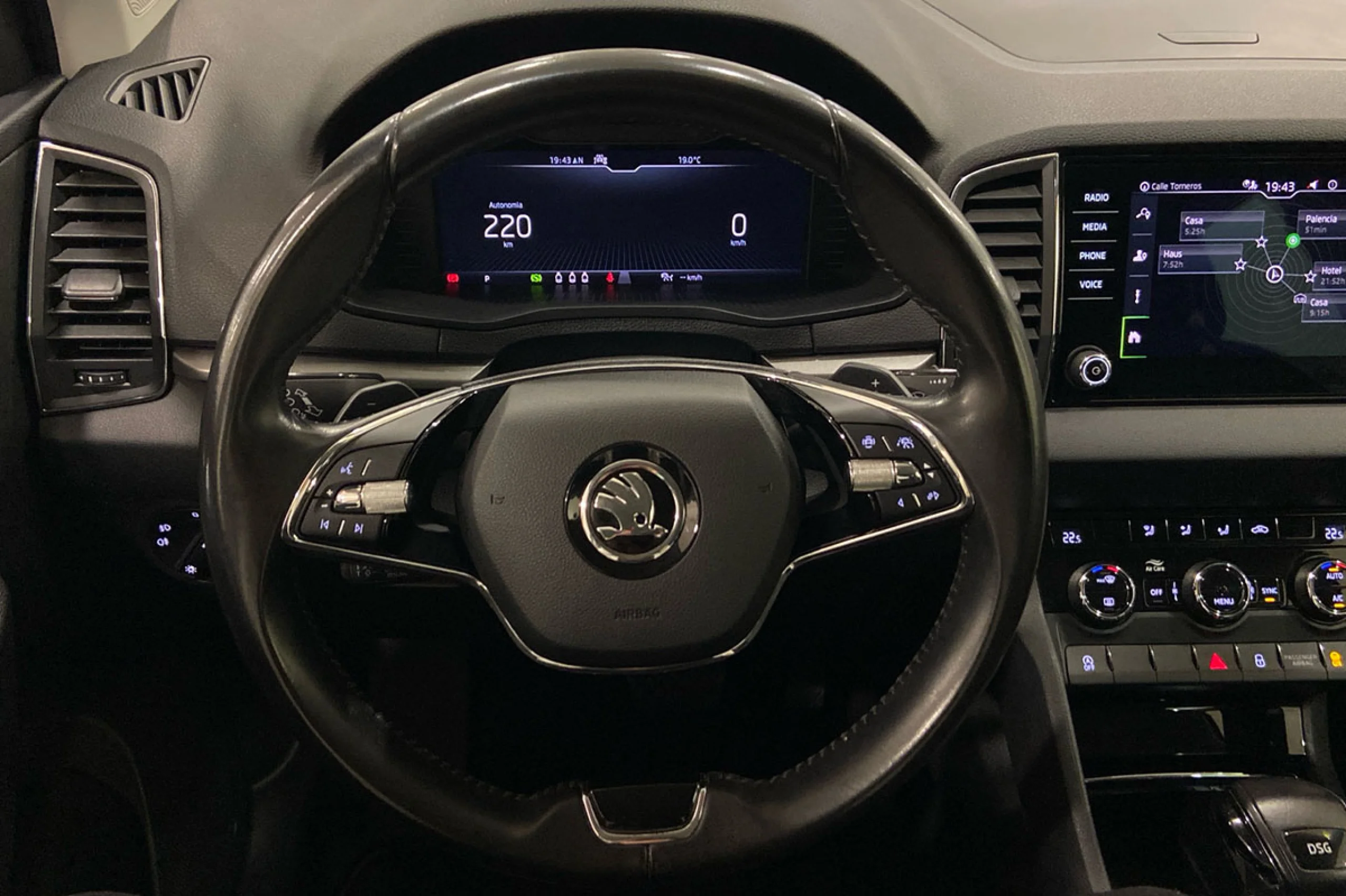 Skoda Karoq 2.0 TDI 85kW 115CV DSG Ambition - Foto 21