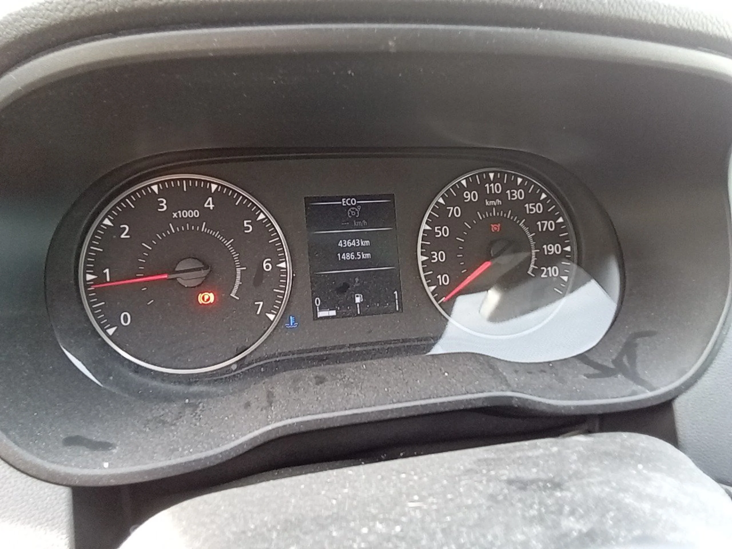 Dacia Duster Essential Blue dCi 85kW (115CV) 4X4 - Foto 8