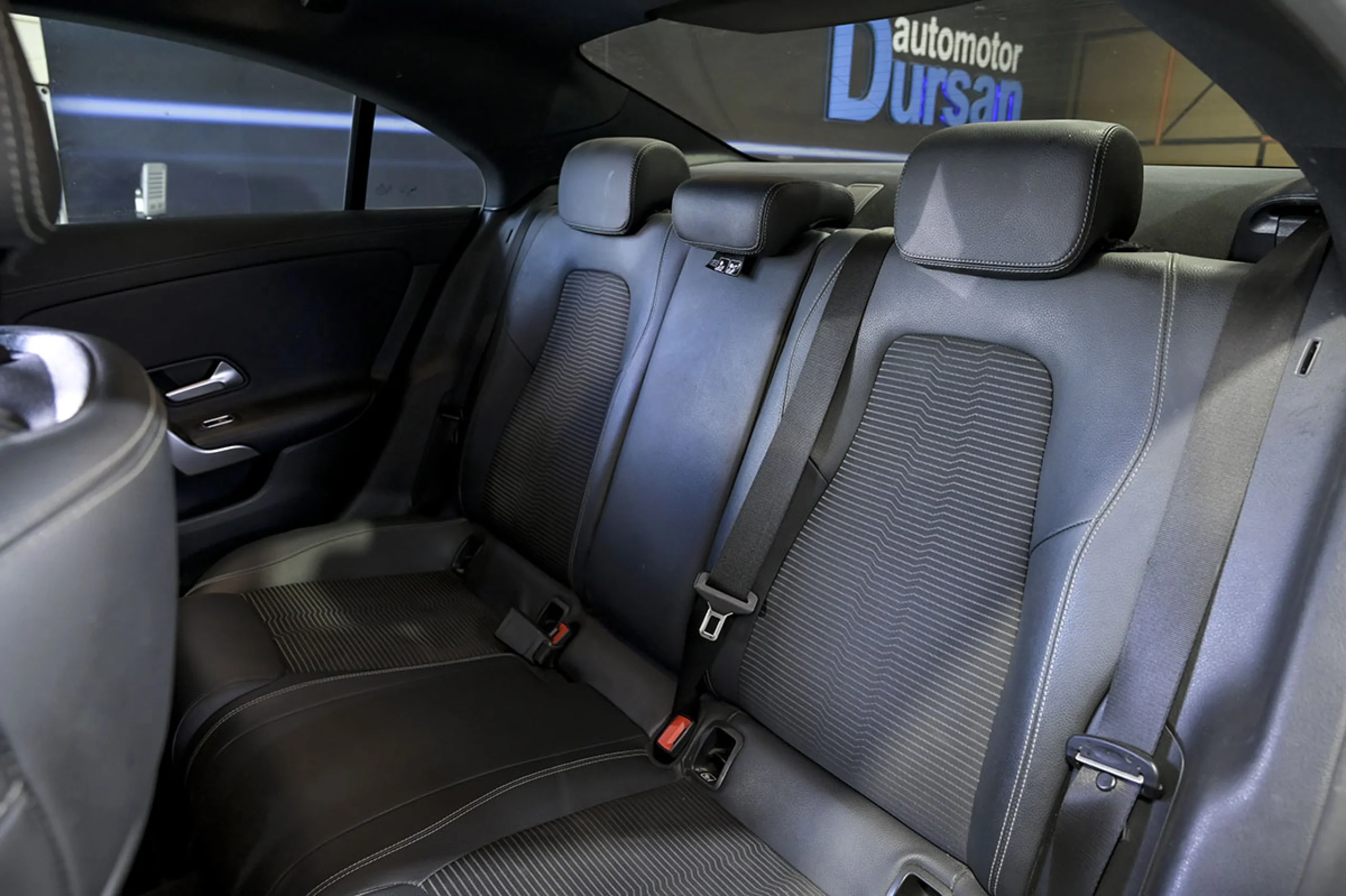 Mercedes-Benz CLA 250 MERCEDES-BENZ CLA CLA 250 e - Foto 16