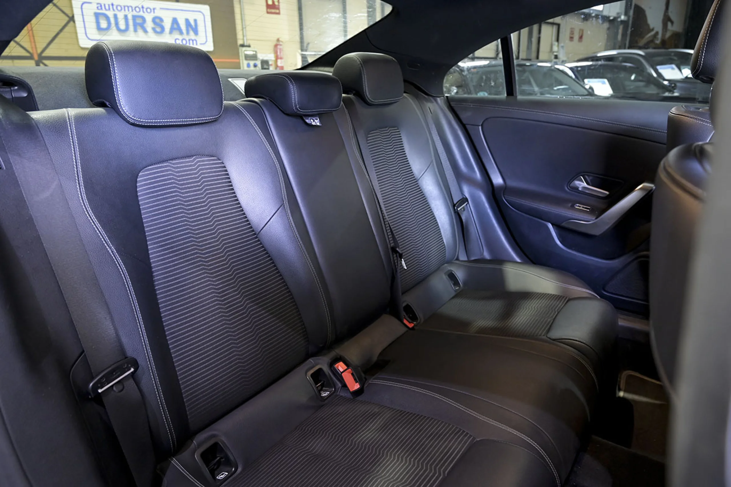 Mercedes-Benz CLA 250 MERCEDES-BENZ CLA CLA 250 e - Foto 17