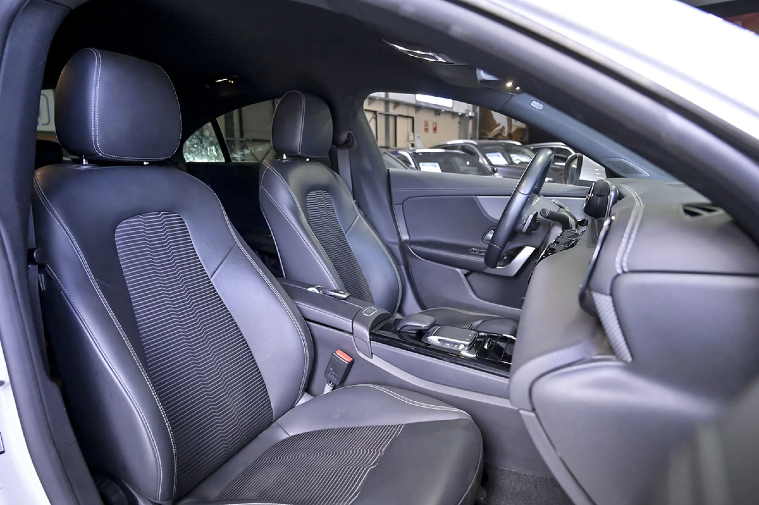 Mercedes-Benz CLA 250 MERCEDES-BENZ CLA CLA 250 e - Foto 32