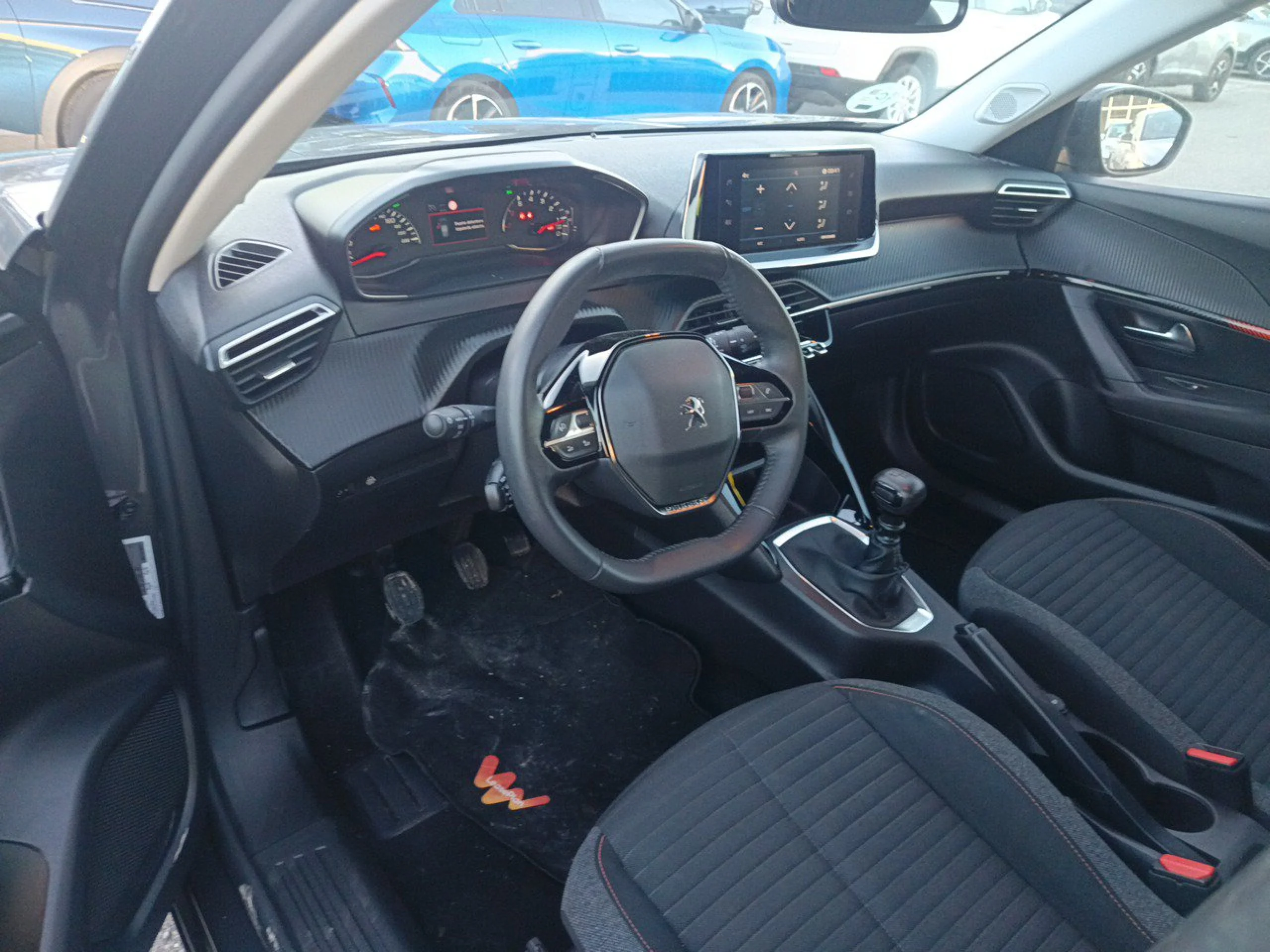 Peugeot 2008 Active Pack BlueHDI 81kW (110CV) - Foto 7