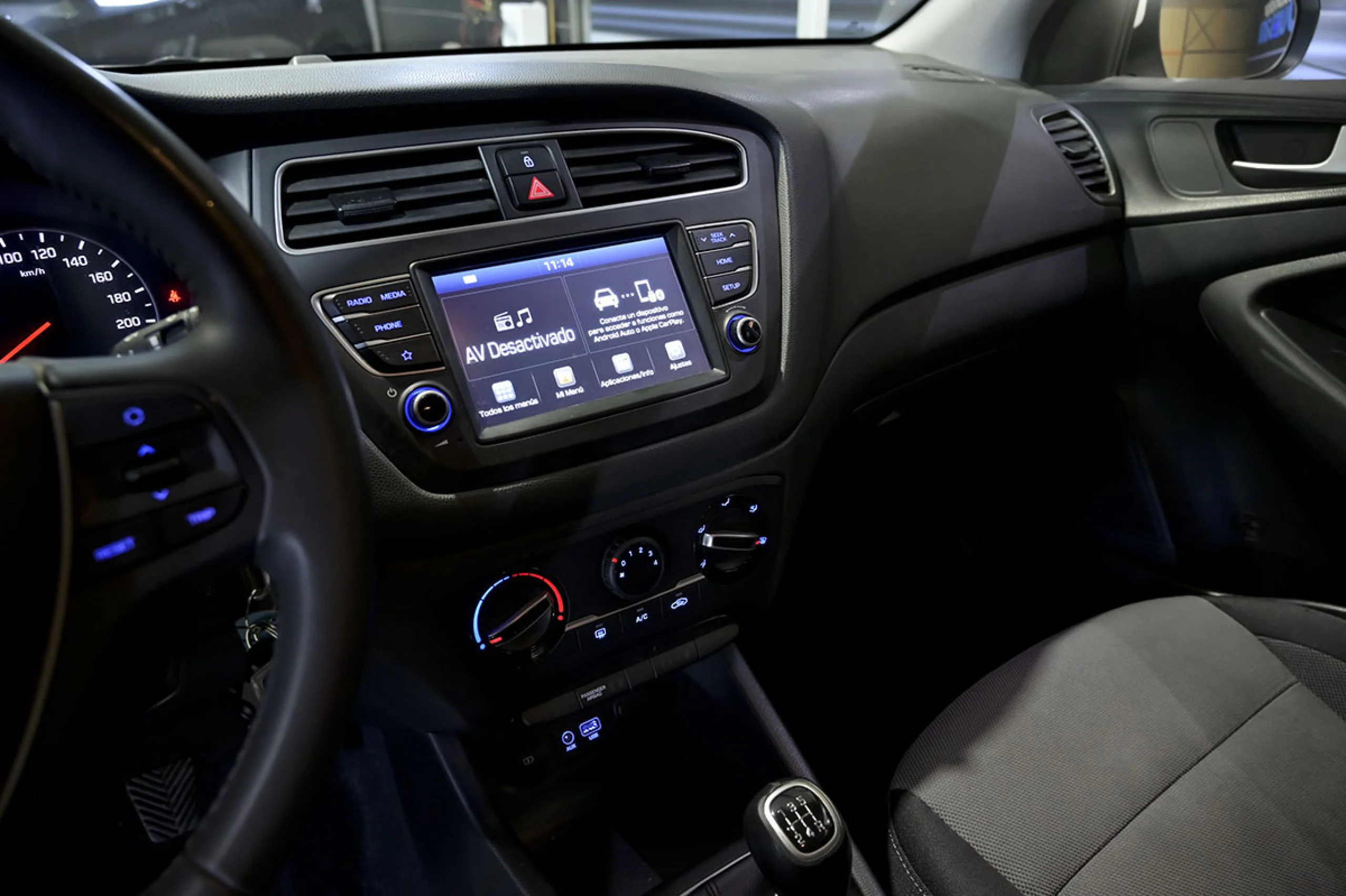 Hyundai I20 1.2 MPI 55kW 75CV Essence - Foto 25