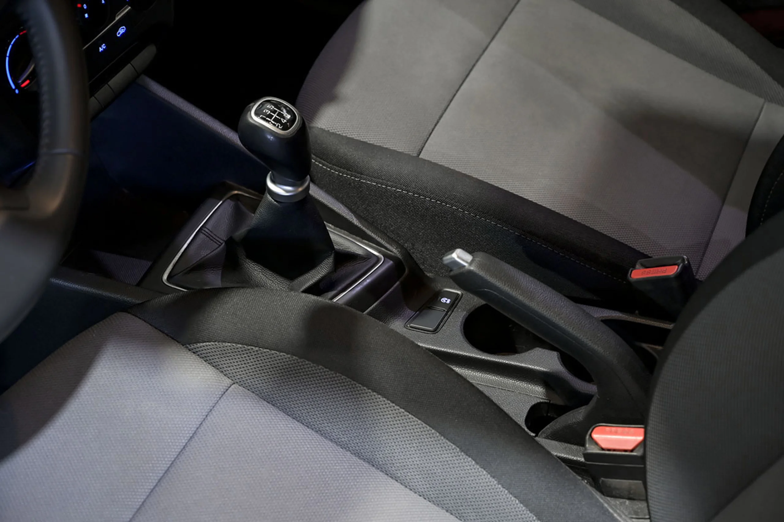 Hyundai I20 1.2 MPI 55kW 75CV Essence - Foto 26