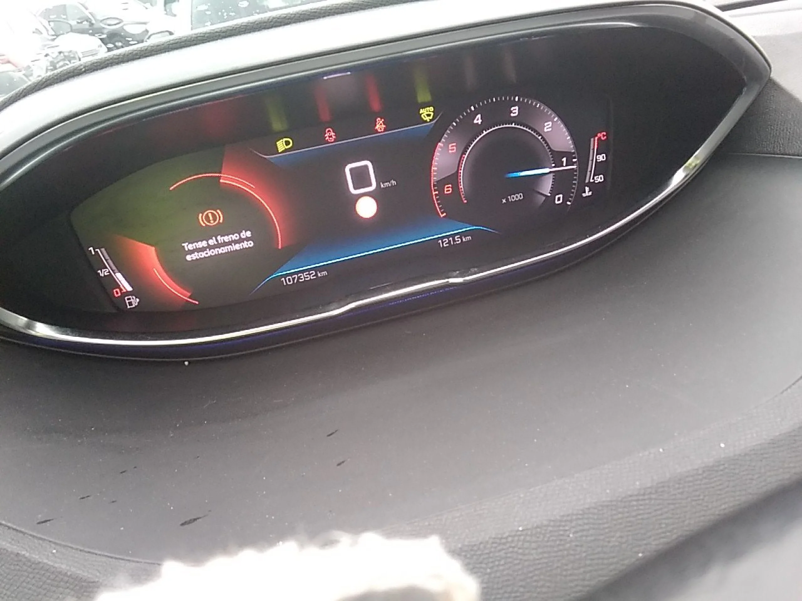 Peugeot 3008 1.5 BlueHDi 96kW (130CV) S&amp;S Active Pack - Foto 8