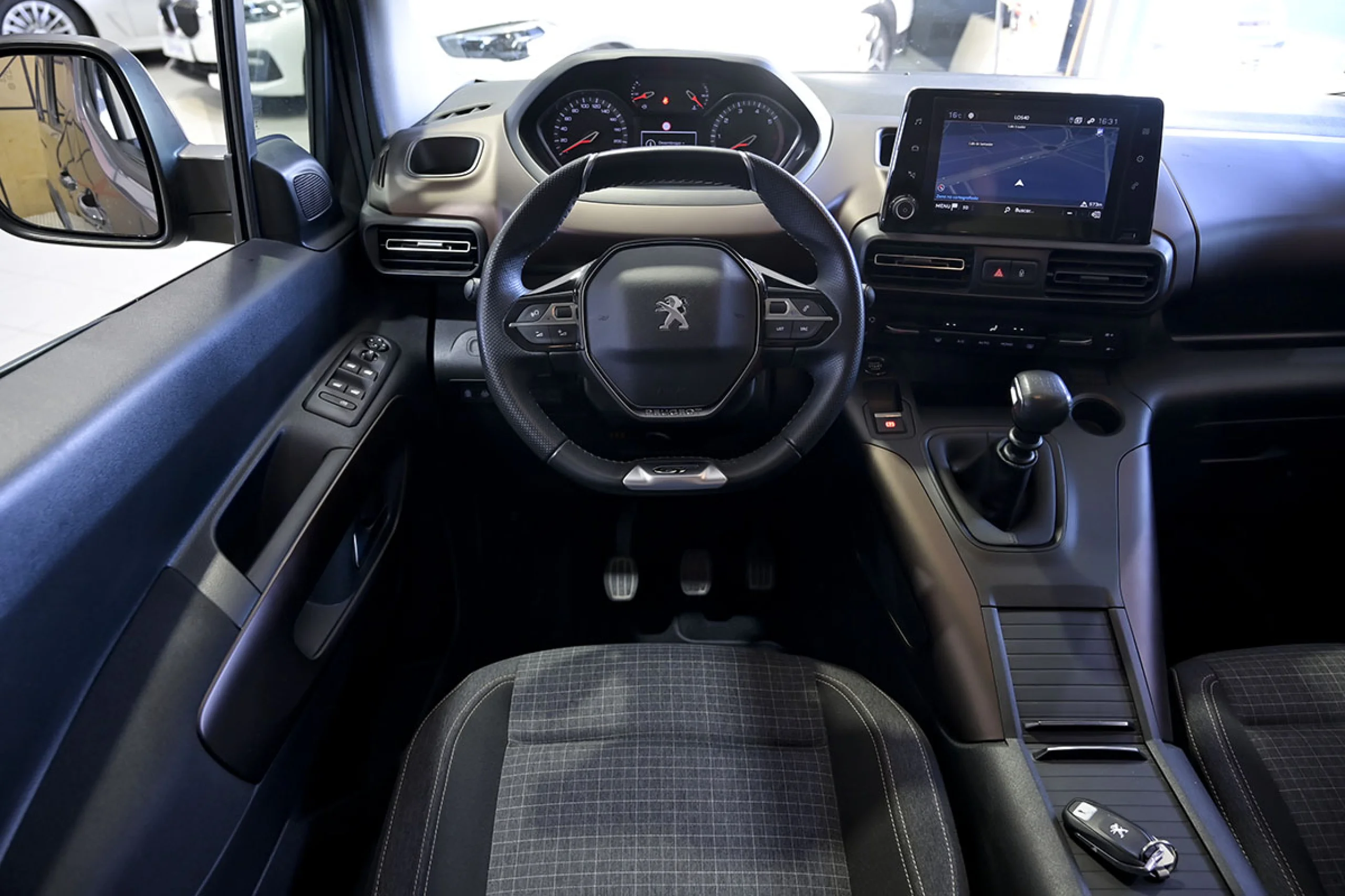 Peugeot Rifter GT Long BlueHDi 96kW - Foto 32