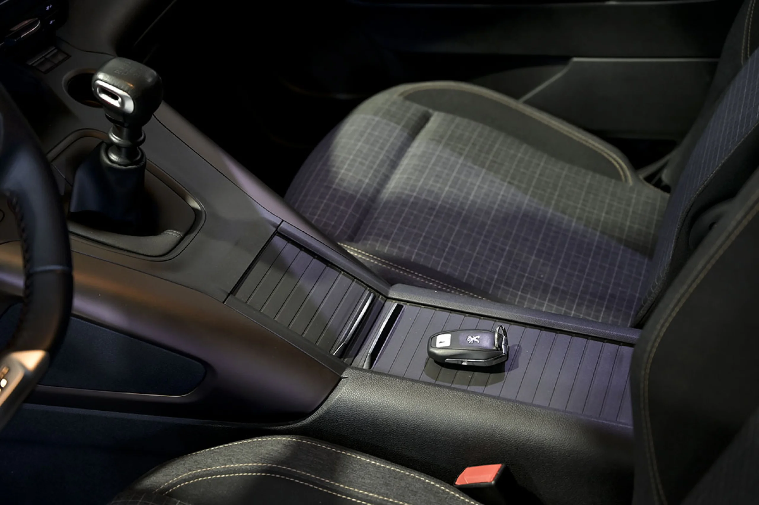 Peugeot Rifter GT Long BlueHDi 96kW - Foto 36