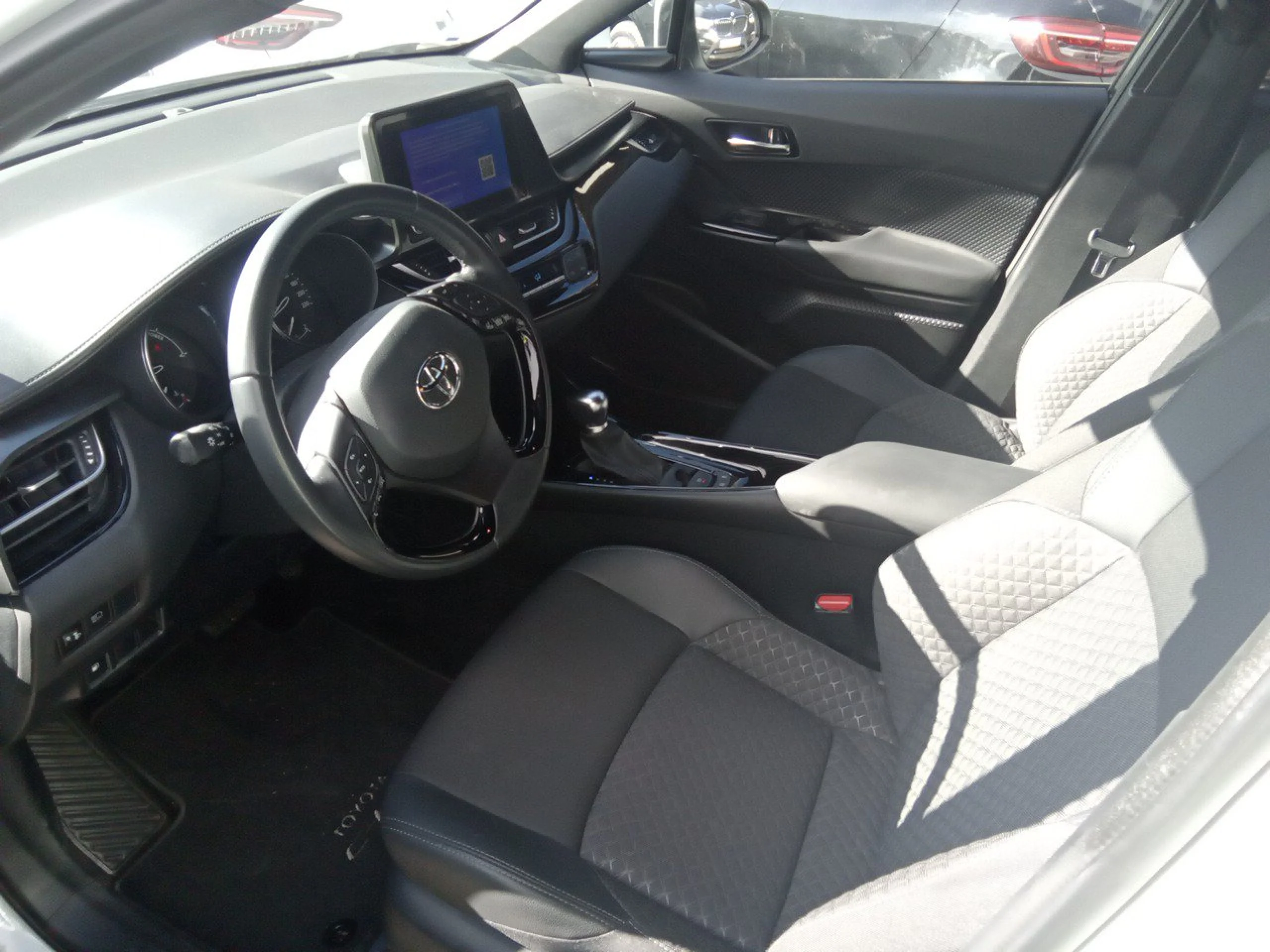 Toyota C-HR 2.0 180H Advance - Foto 7