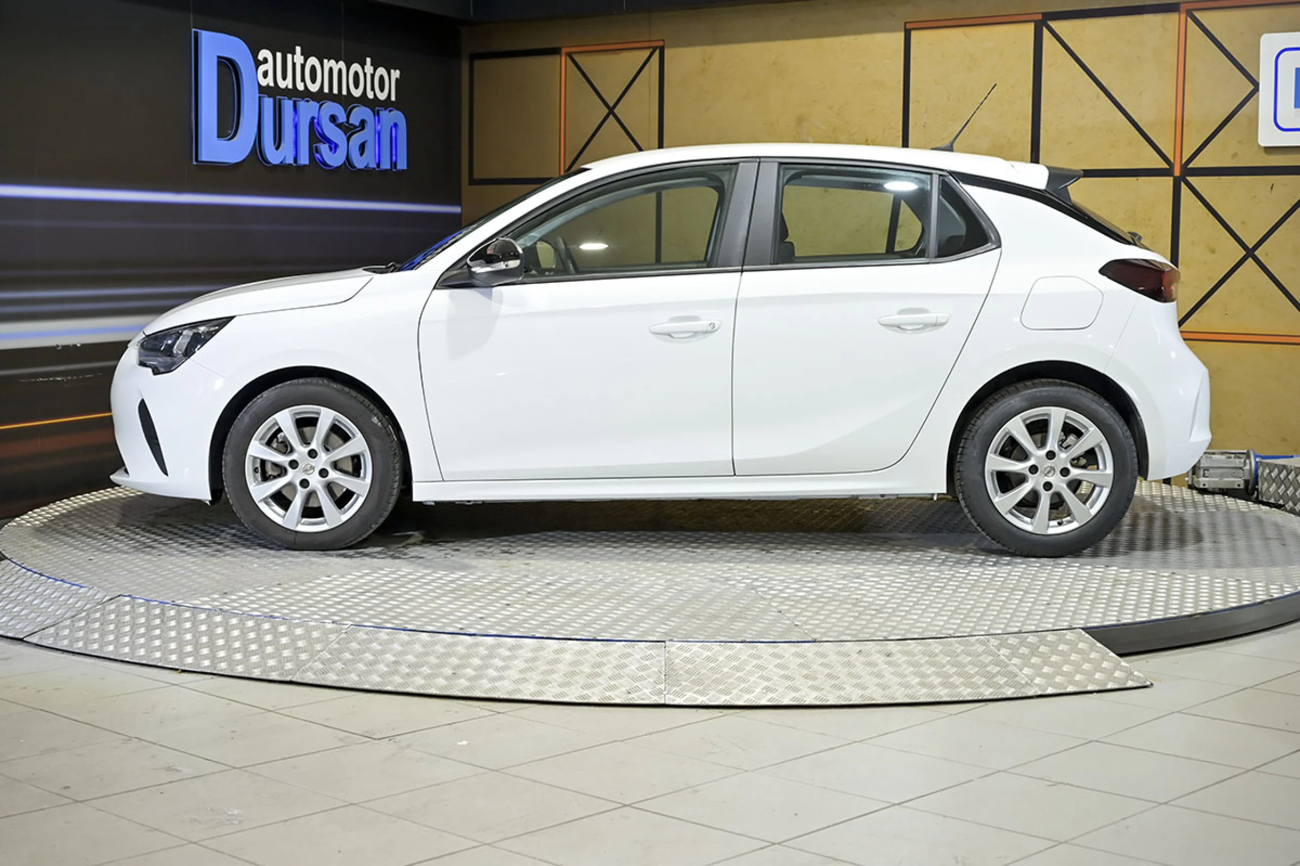 Opel Corsa 1.5D DT 74kW 100CV Edition - Foto 17