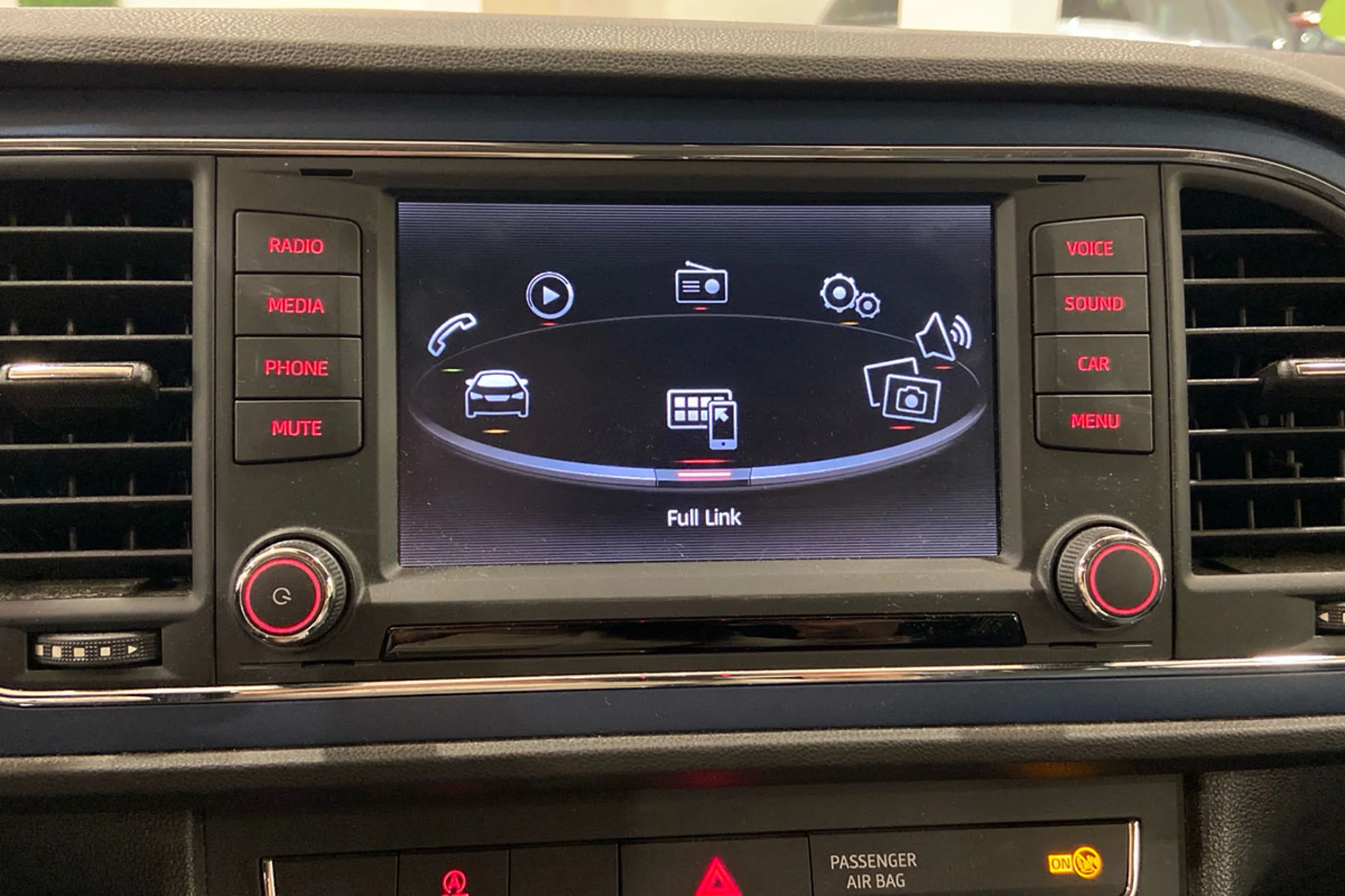 Seat Leon León 1.2 TSI 110cv StSp Style Connect Plus - Foto 10