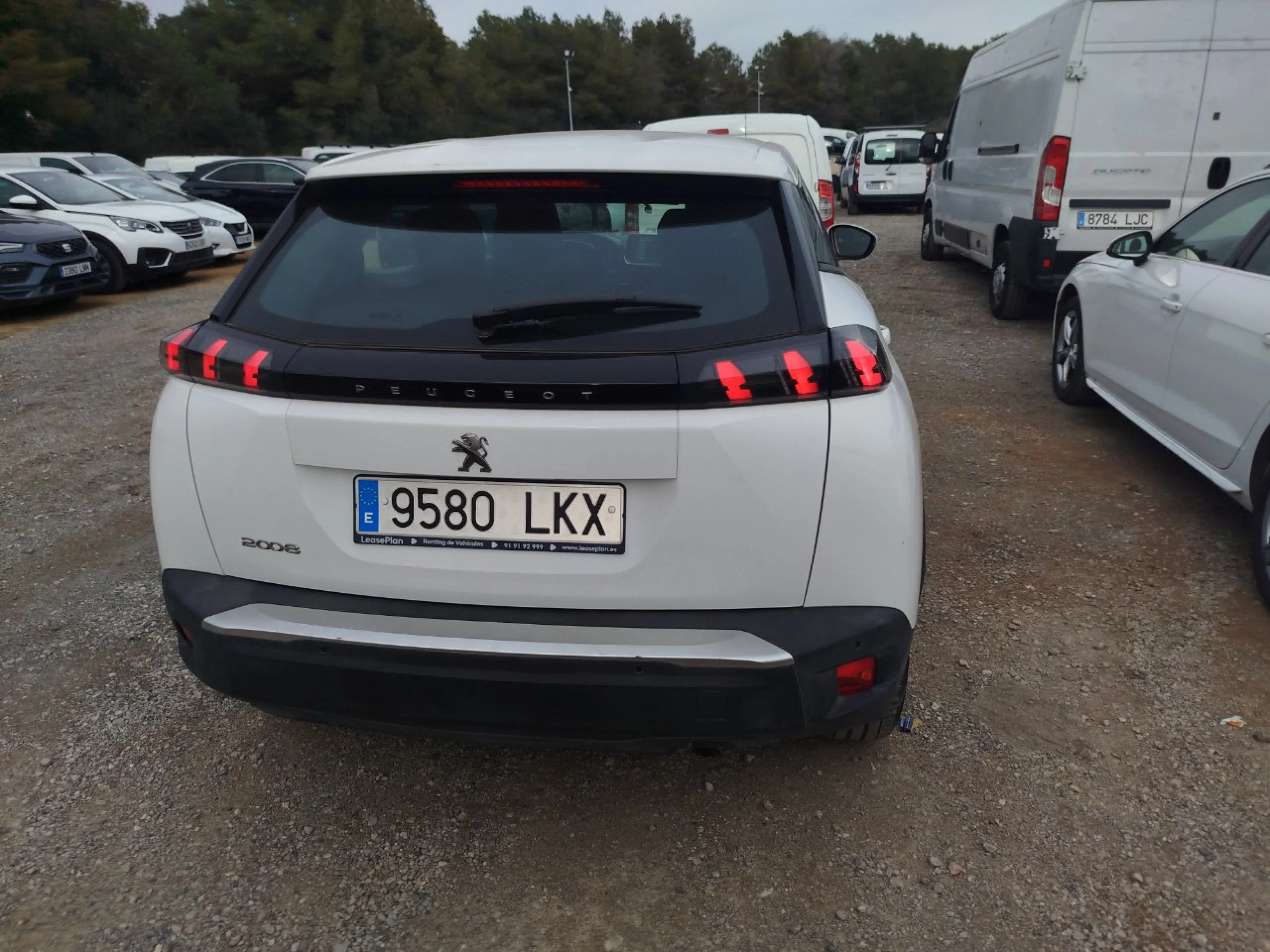 Peugeot 2008 Active Puretech 100 S&amp;S BVM6 - Foto 5