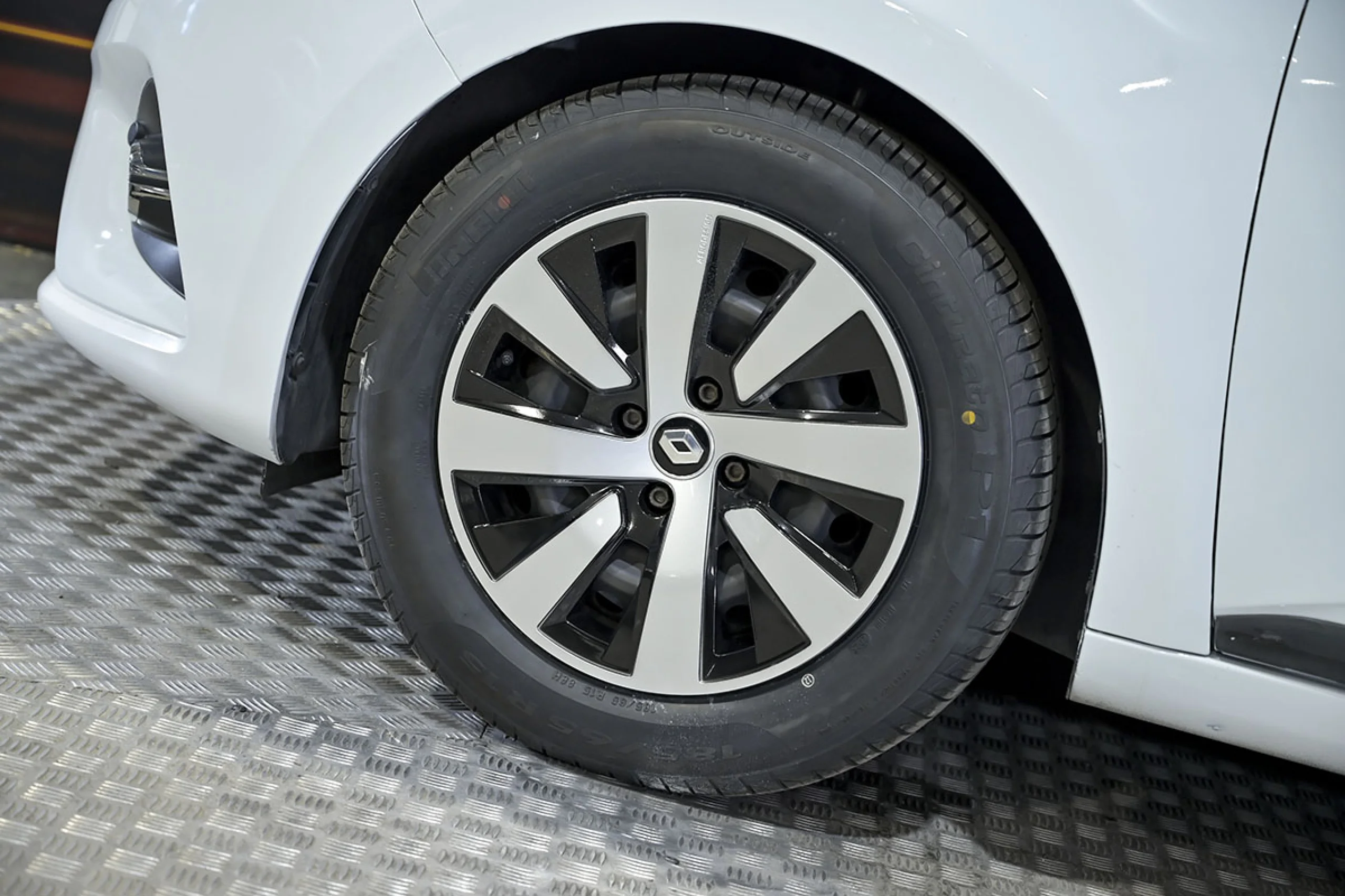 Renault Clio Business Blue dCi 74kW 100CV - Foto 14