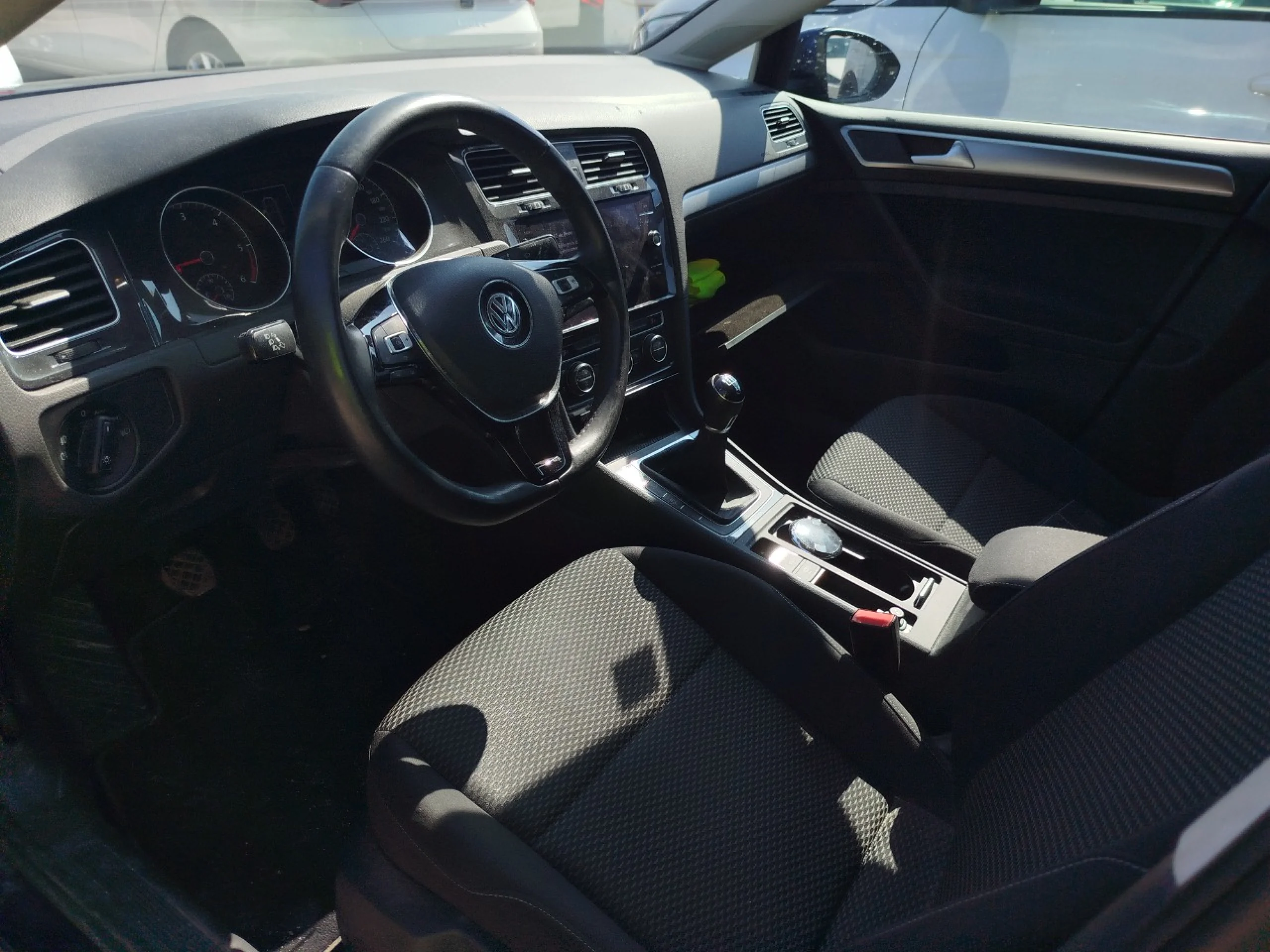 Volkswagen Golf Last Edition 1.6 TDI 85kW (115CV) - Foto 7