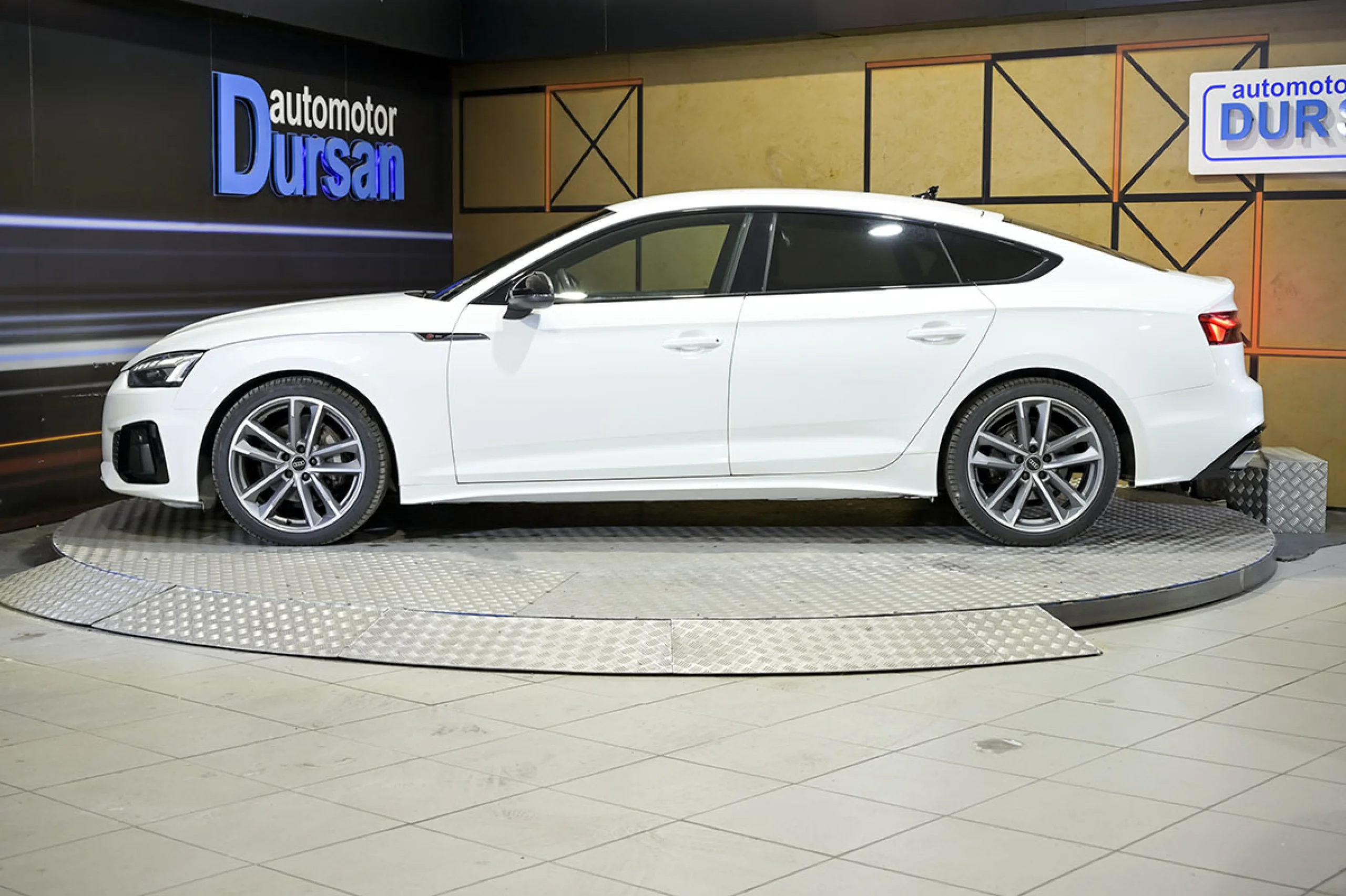 Audi A5 B.Line 40 TDI quattro S tronic Sportback - Foto 13