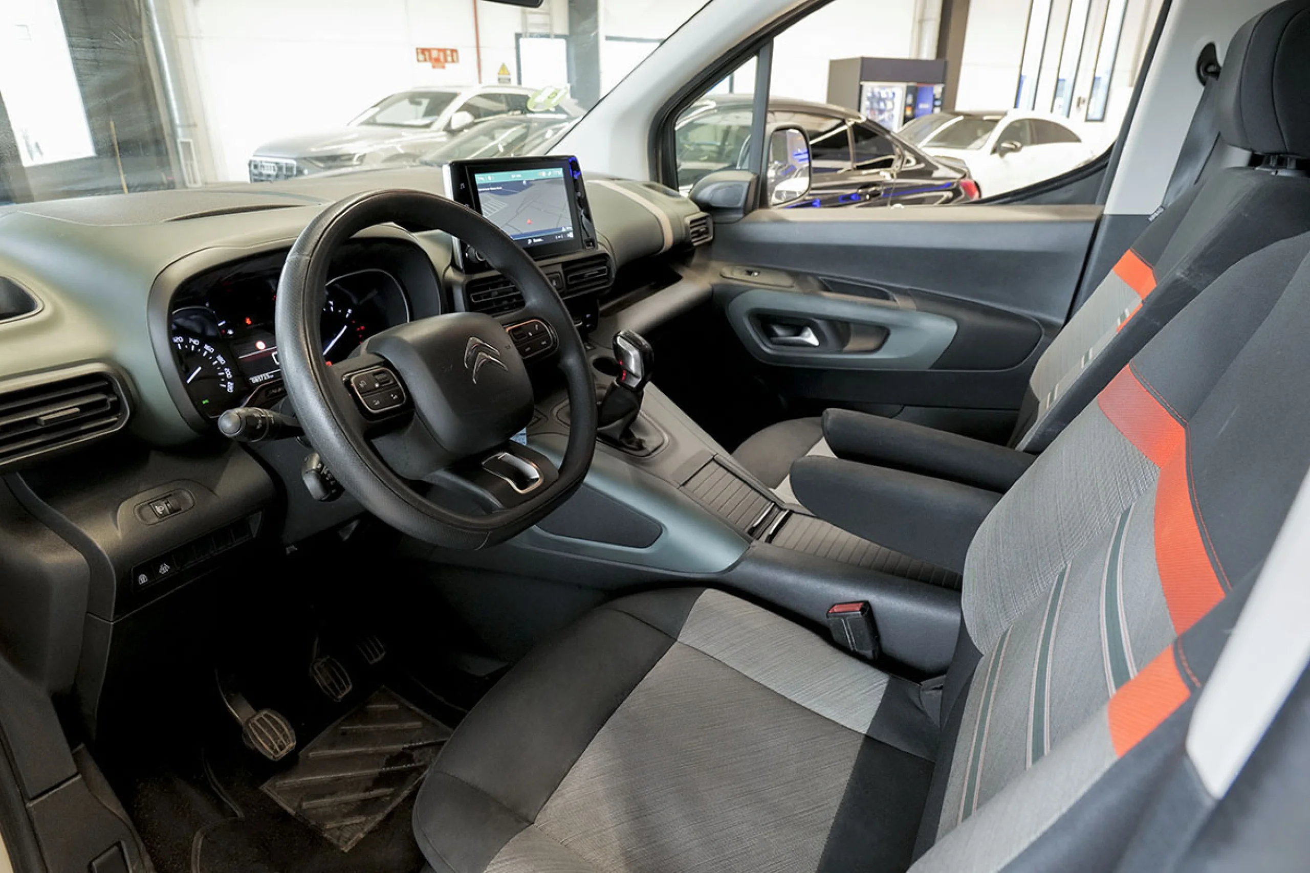 Citroen Berlingo Talla M BlueHDi 100 SS SHINE - Foto 4