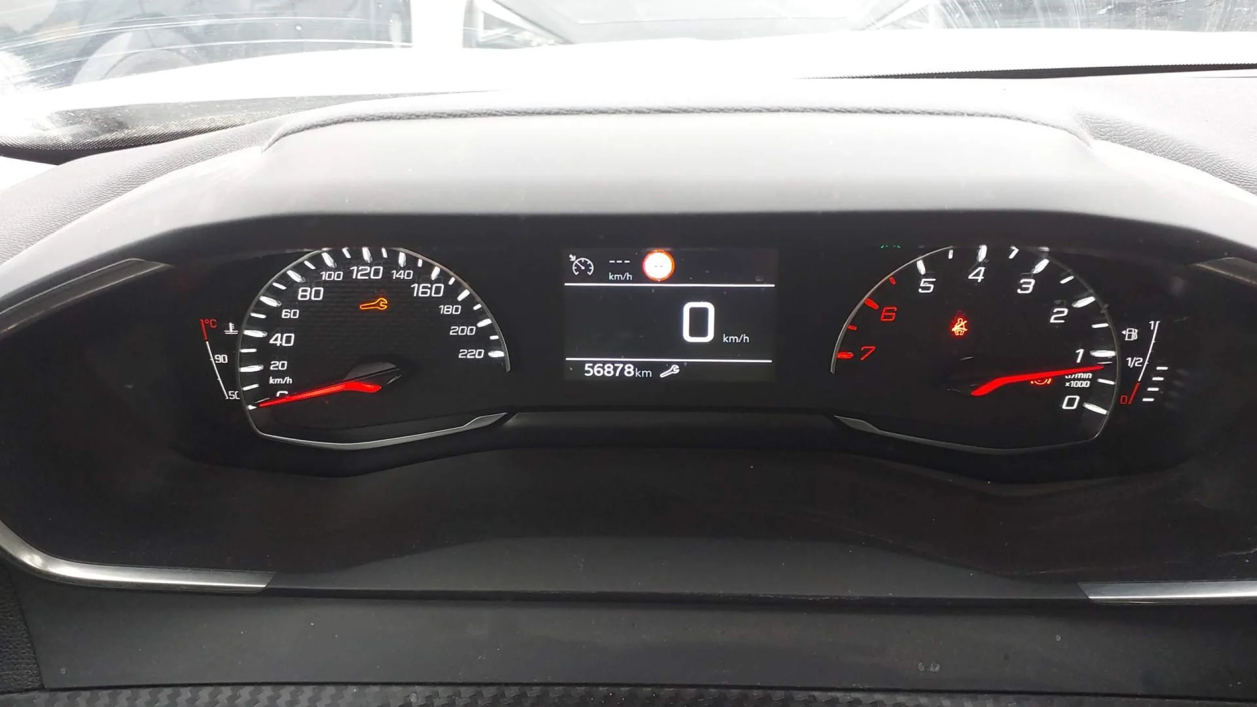 Peugeot 2008 Active Pack BlueHDI 81kW (110CV) - Foto 6