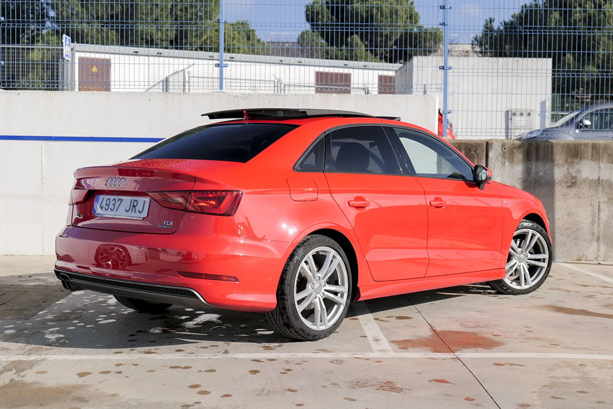 Audi A3 Sedan 2.0 TDI clean 184 quat S tr S line - Foto 3