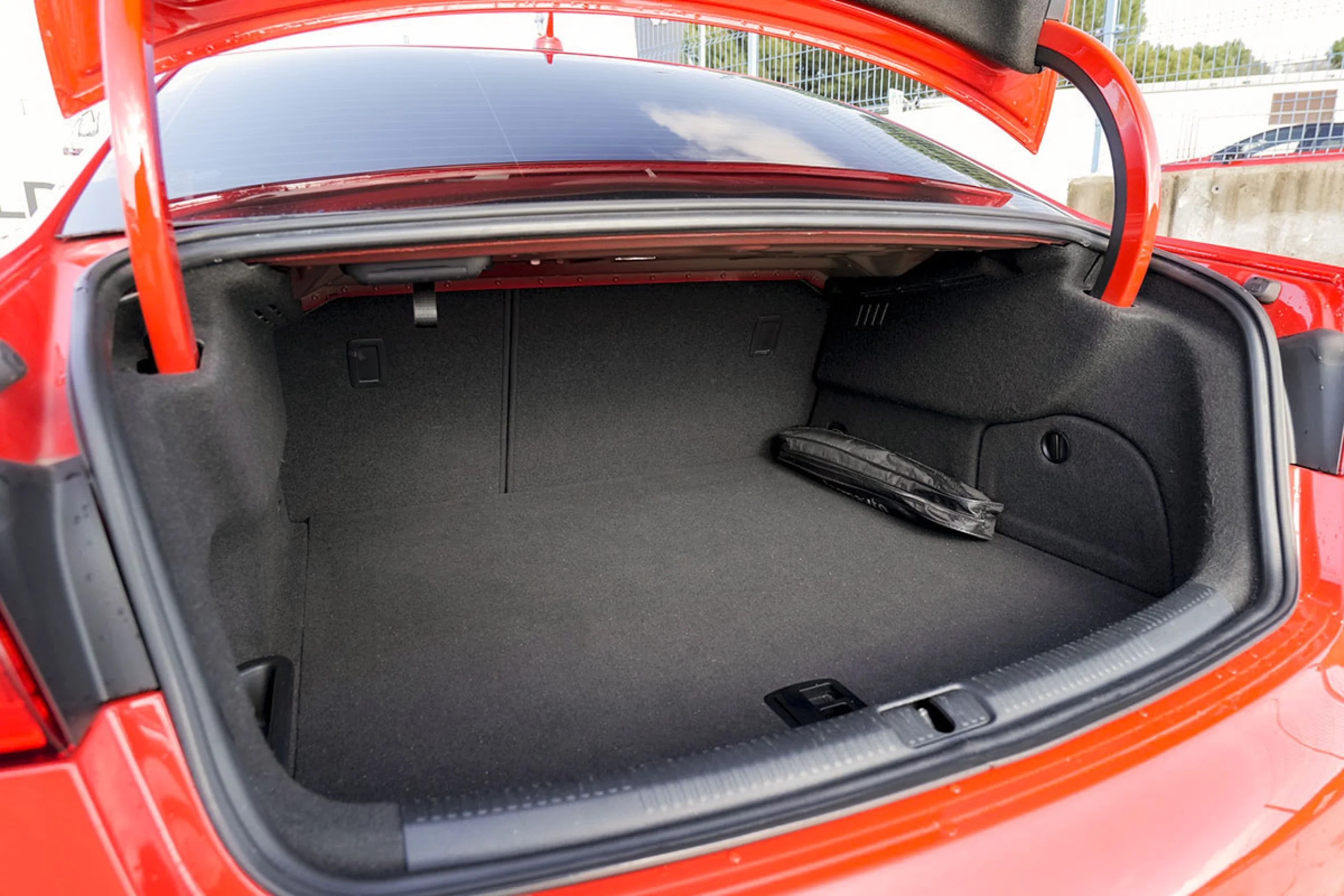 Audi A3 Sedan 2.0 TDI clean 184 quat S tr S line - Foto 11