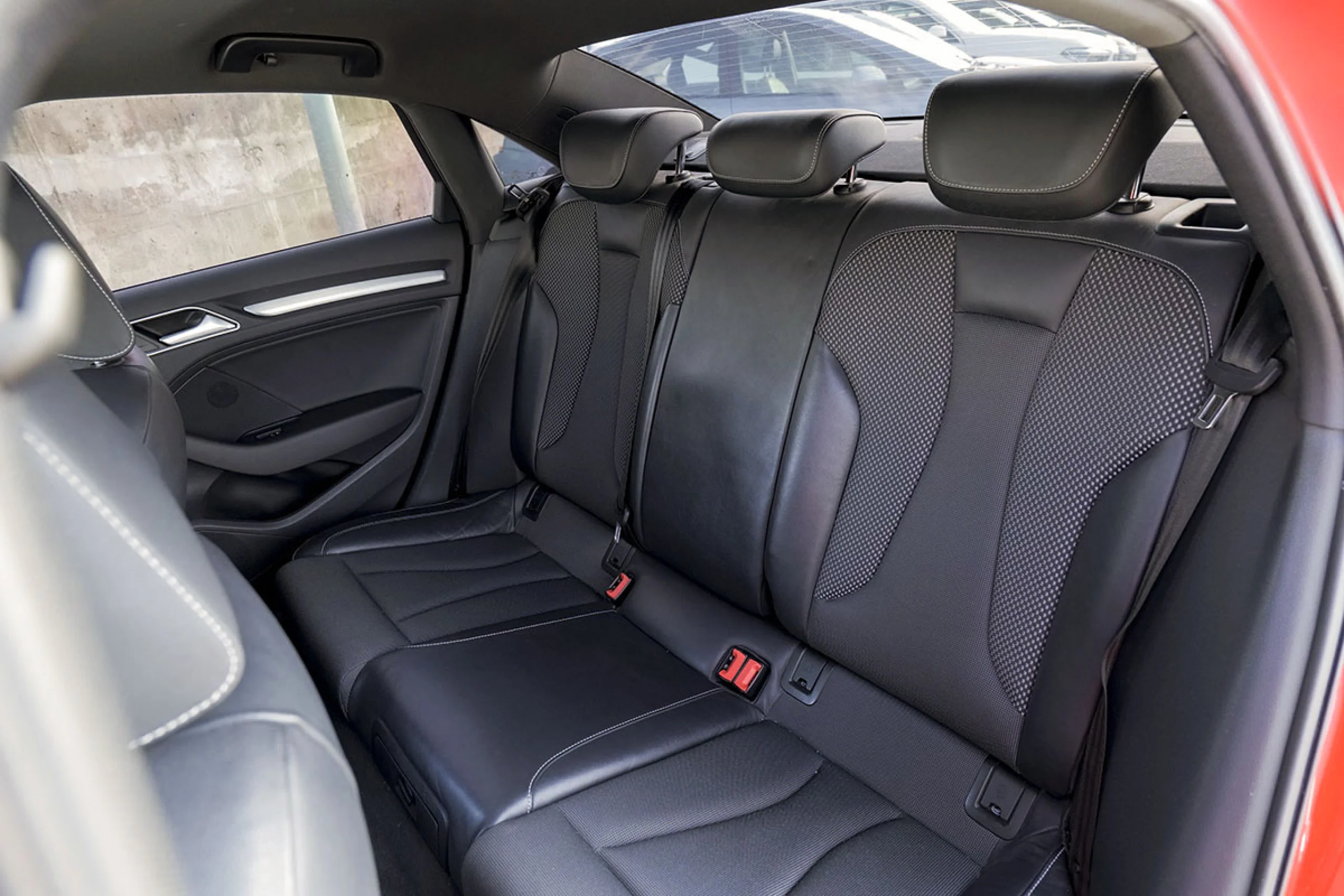 Audi A3 Sedan 2.0 TDI clean 184 quat S tr S line - Foto 15