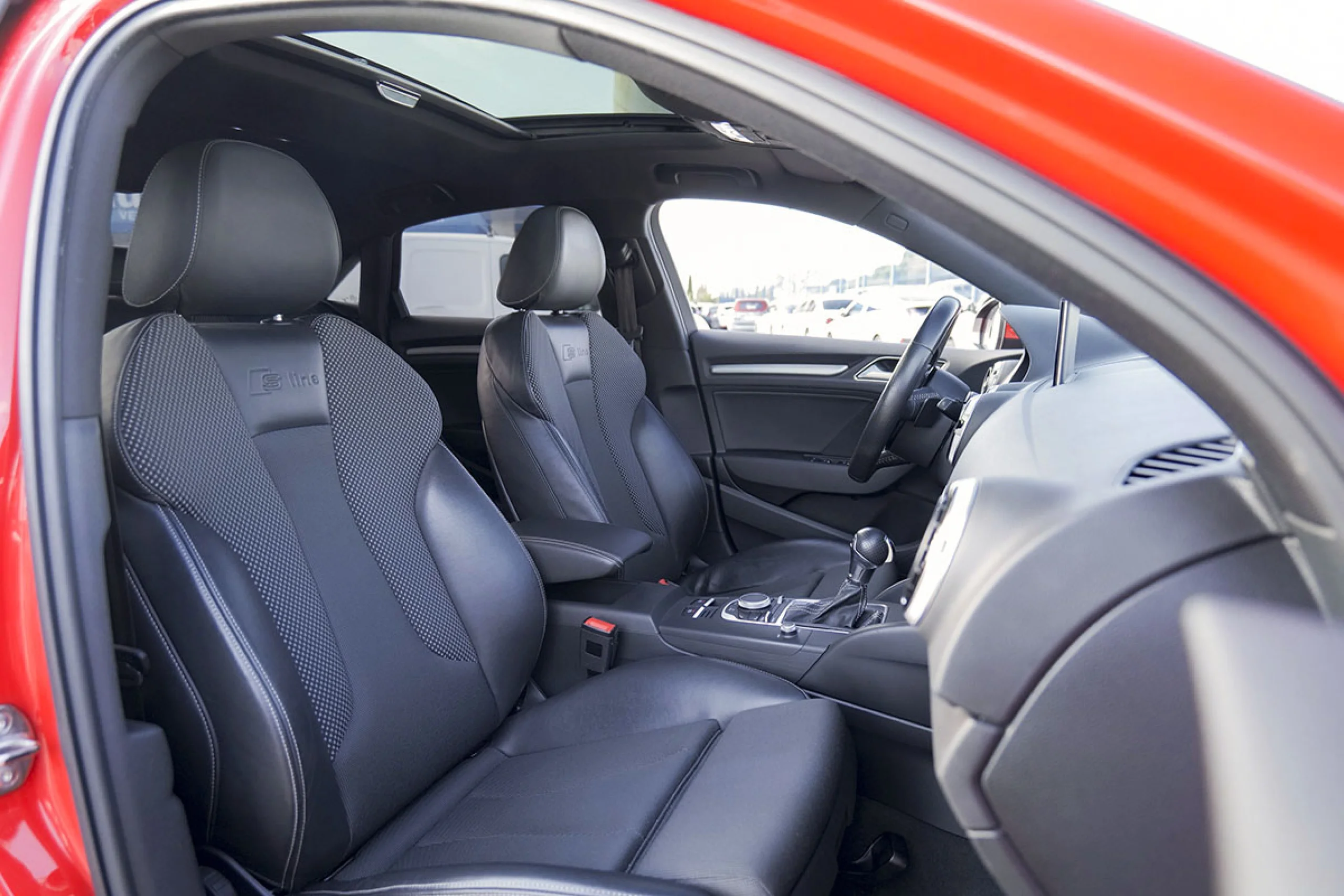 Audi A3 Sedan 2.0 TDI clean 184 quat S tr S line - Foto 28