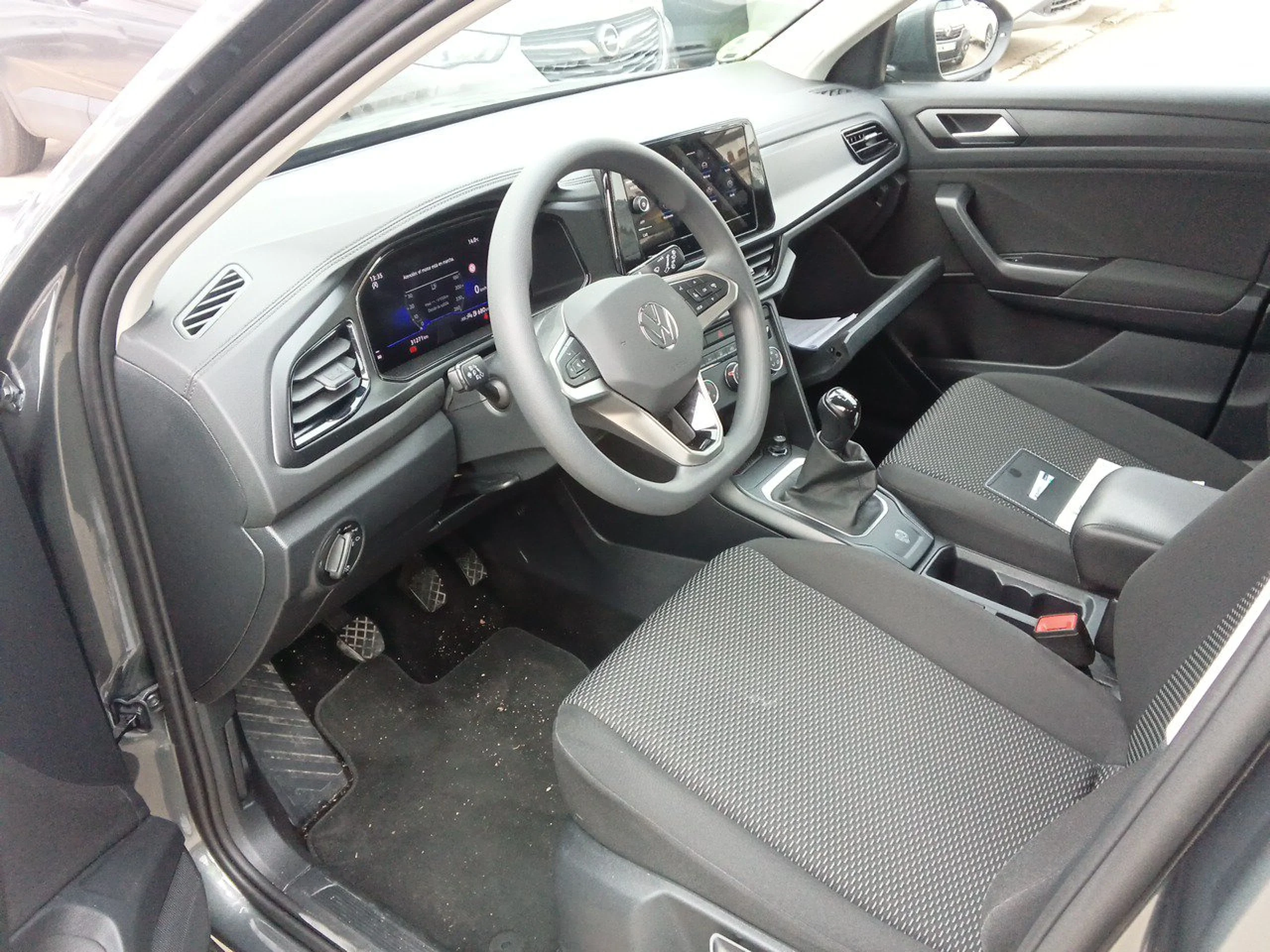 Volkswagen T-Roc T-Roc 2.0 TDI 85kW (115CV) - Foto 7