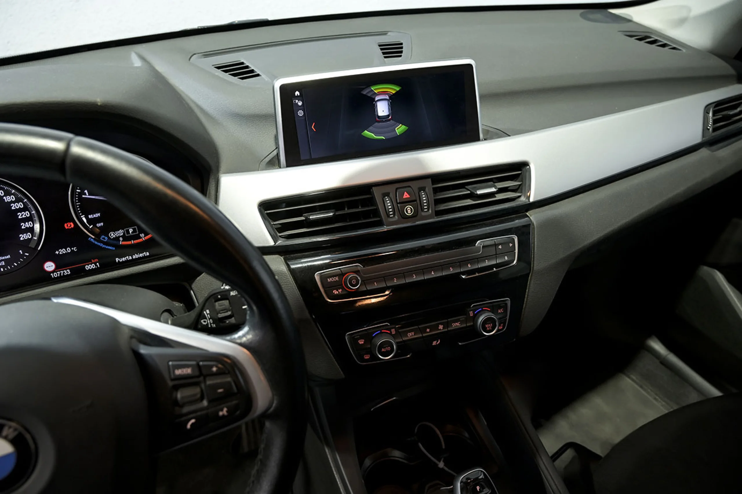 BMW X1 sDrive18d - Foto 24