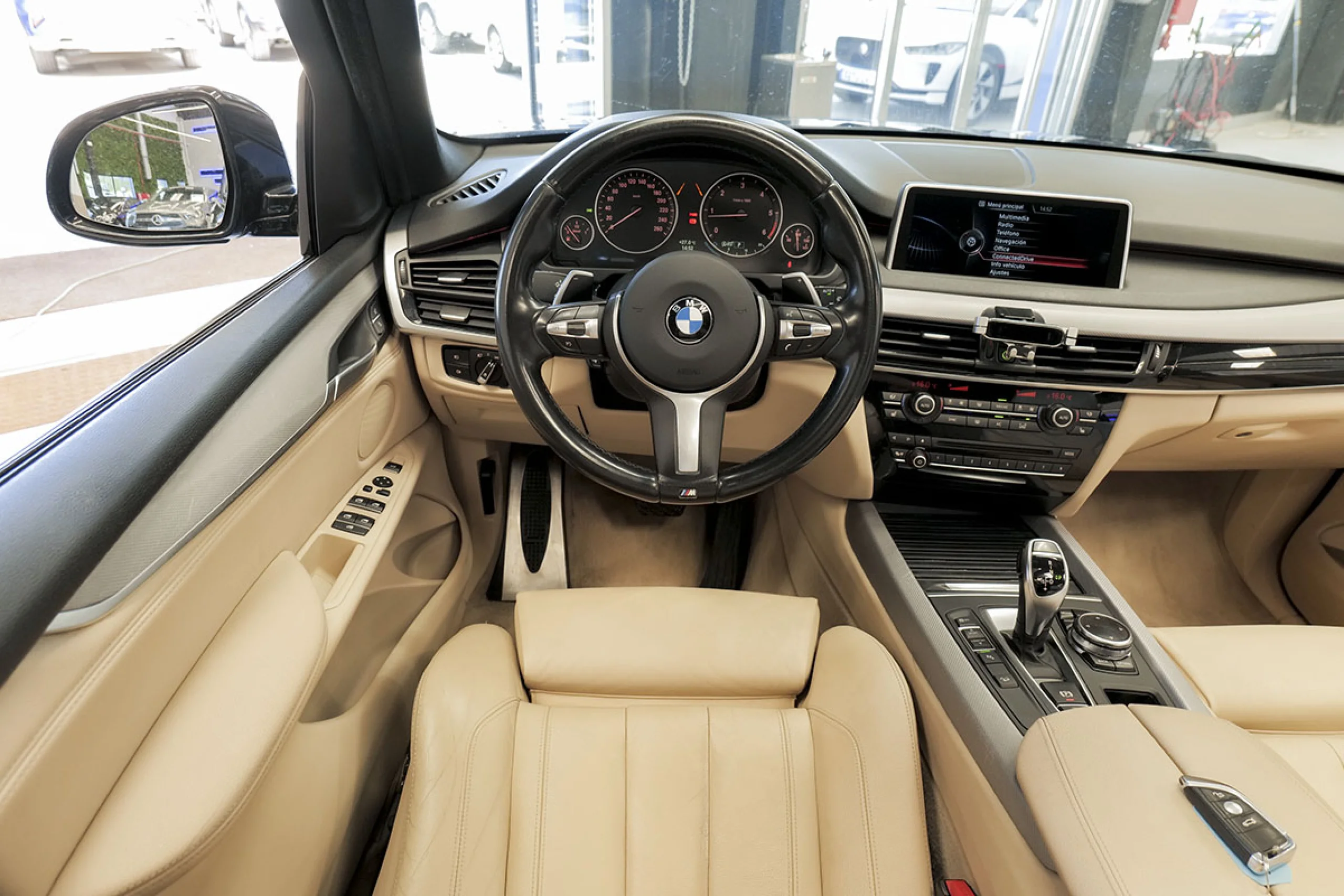 BMW X5 xDrive30d - Foto 29