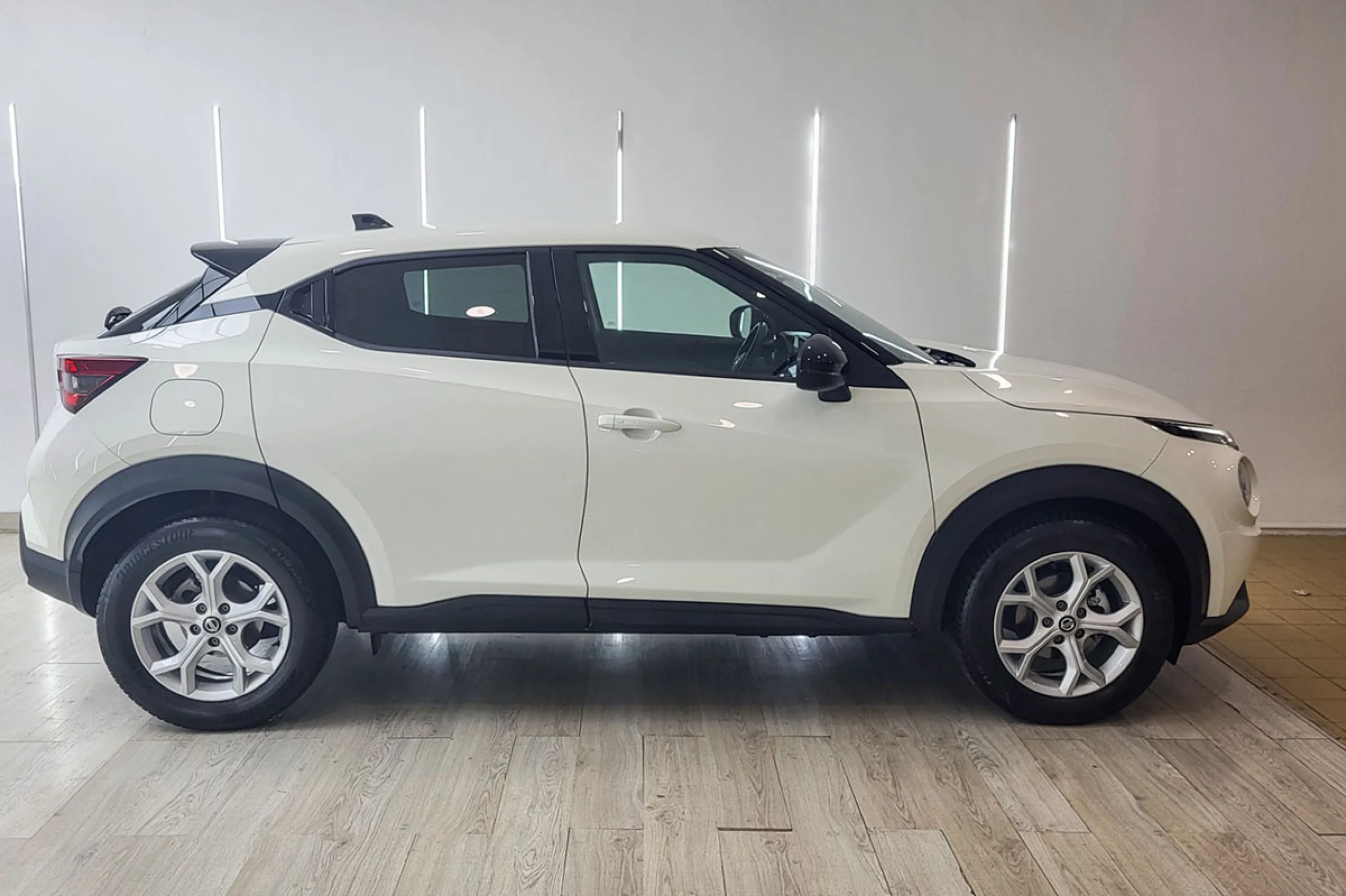 Nissan Juke DIGT 84 kW 114 CV 6MT Acenta - Foto 13