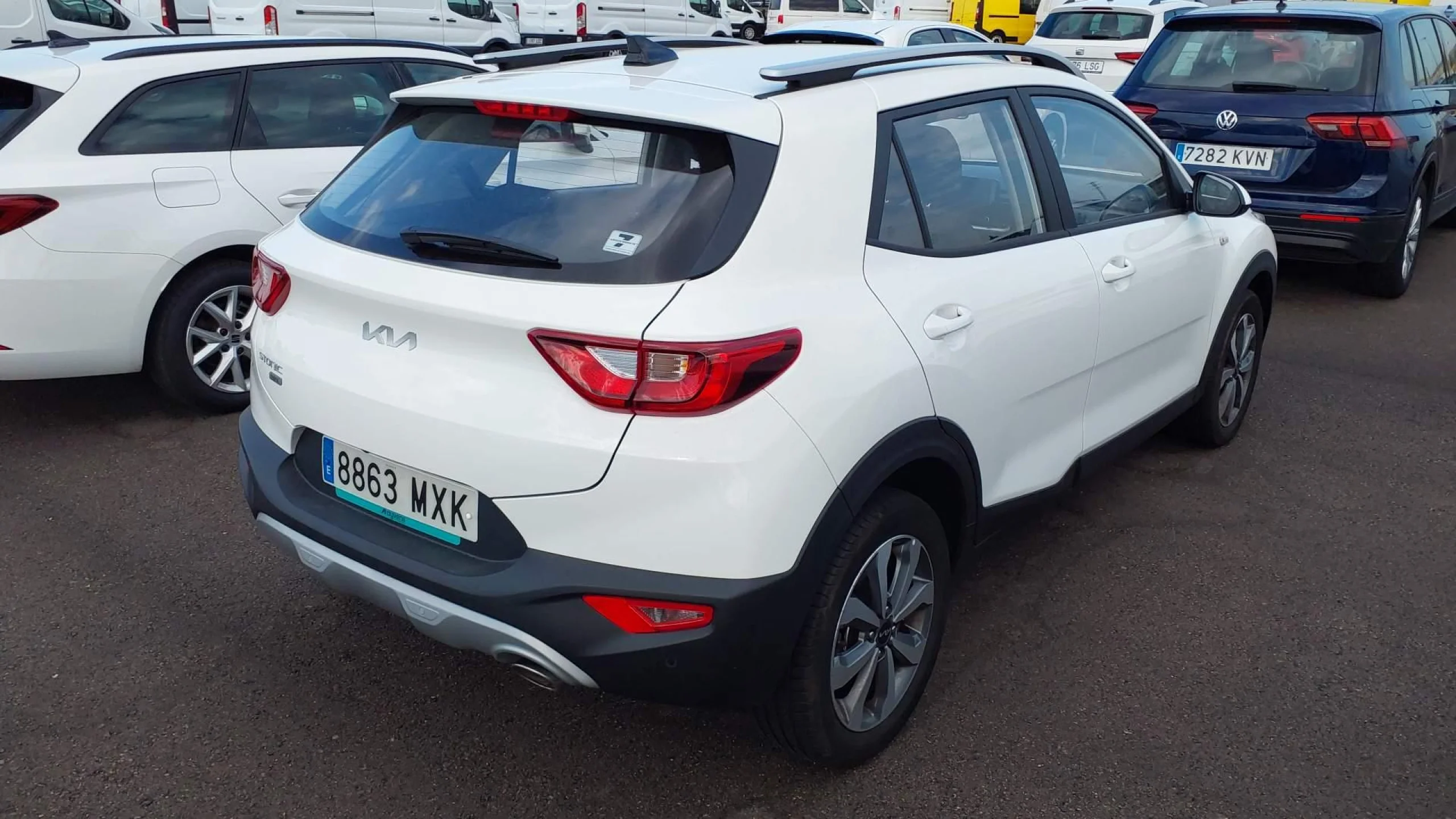 Kia Stonic 1.0 T-GDi 74kW (100CV) MHEV MT Concept - Foto 3