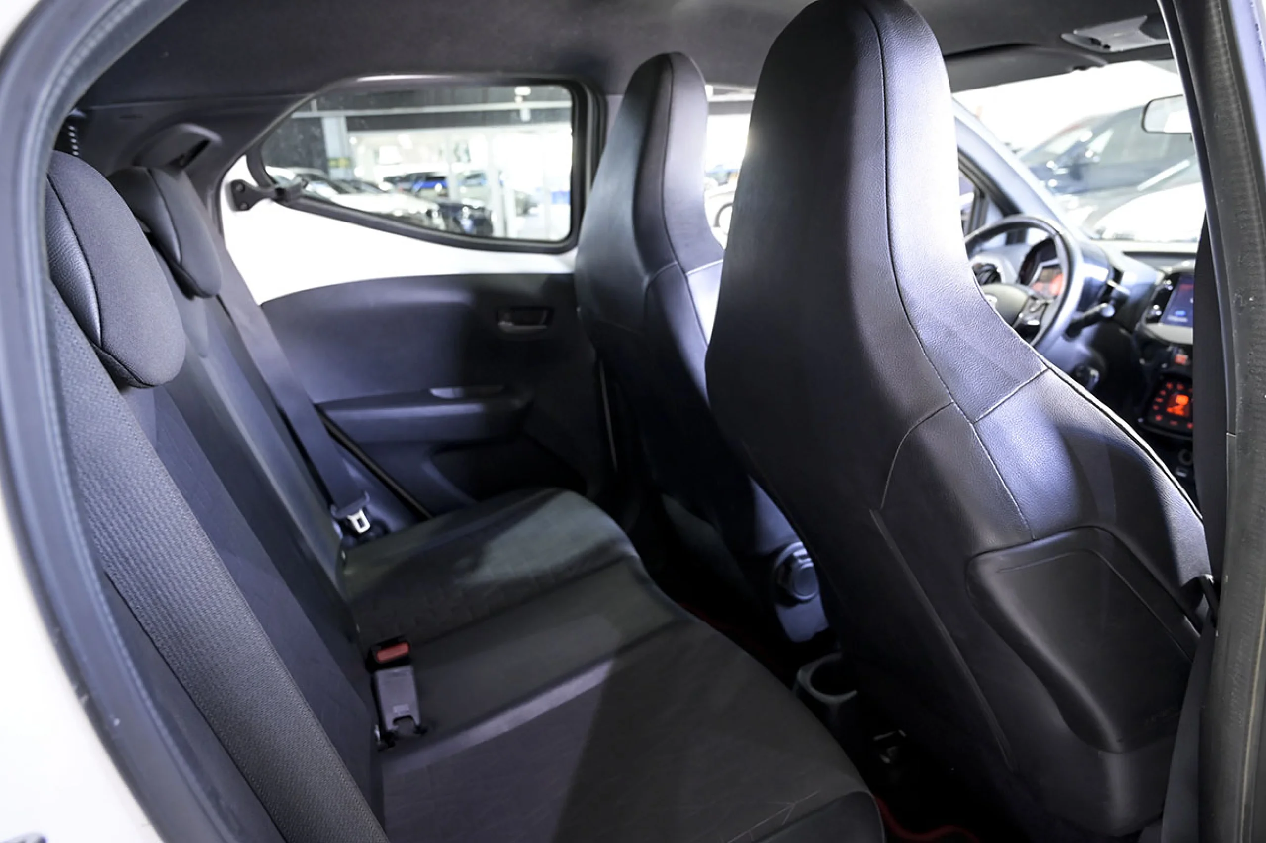 Toyota Aygo 1.0 70 xsport - Foto 18